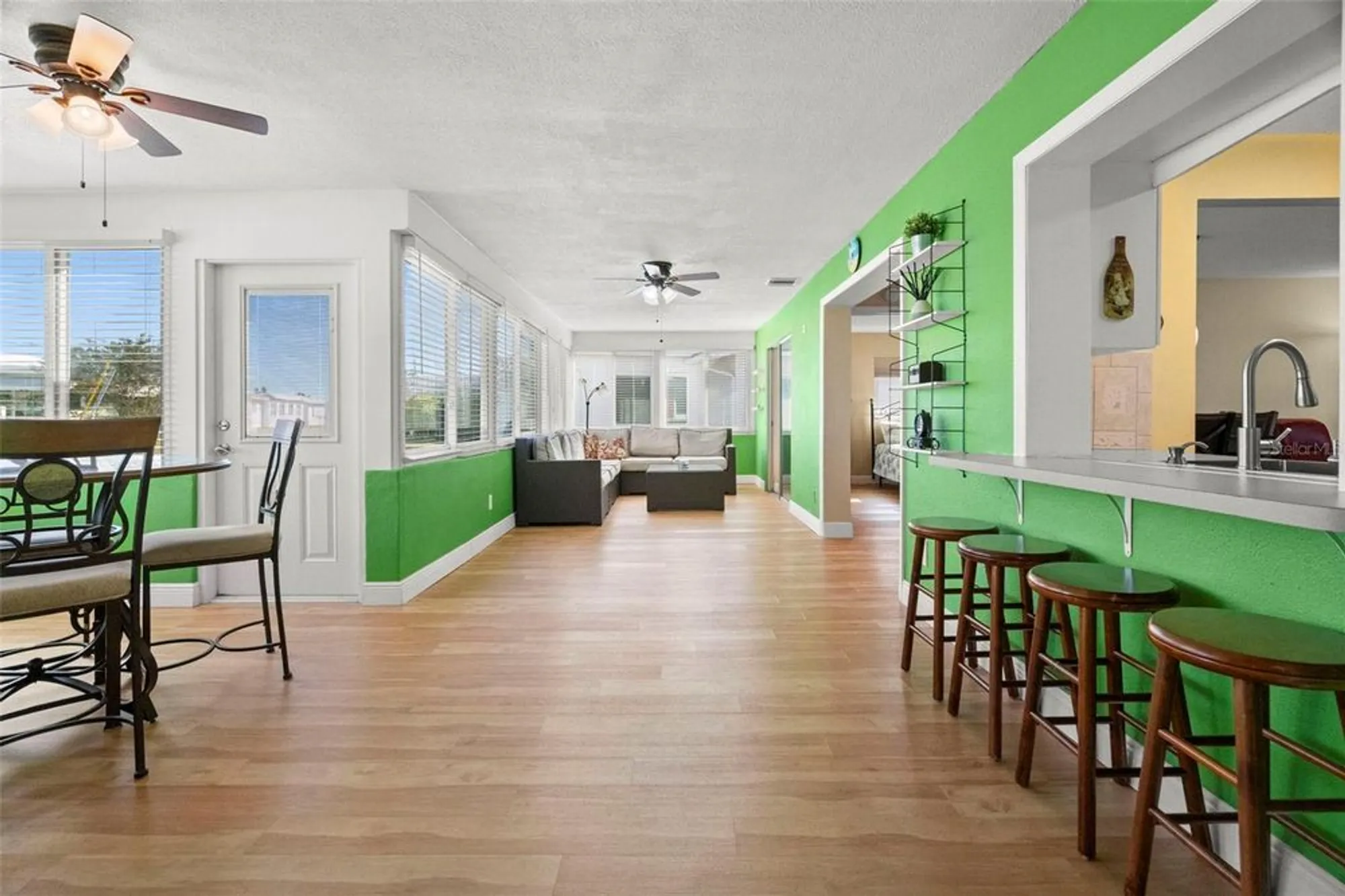 Property Slideshow image 24 of 42 | 10033 37th way n # 3, Pinellas Park, FL, 33782