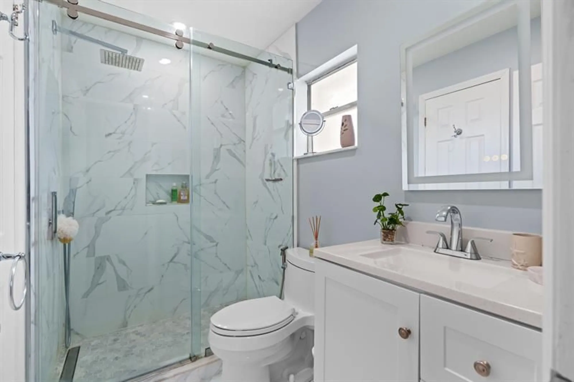 Property Slideshow image 31 of 63 | 1025 nw 90th way, Plantation, FL, 33322