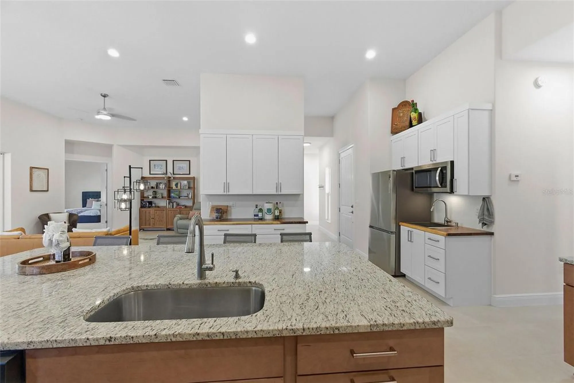 Property Slideshow image 11 of 62 | 5090 greens dr, Lady Lake, FL, 32159