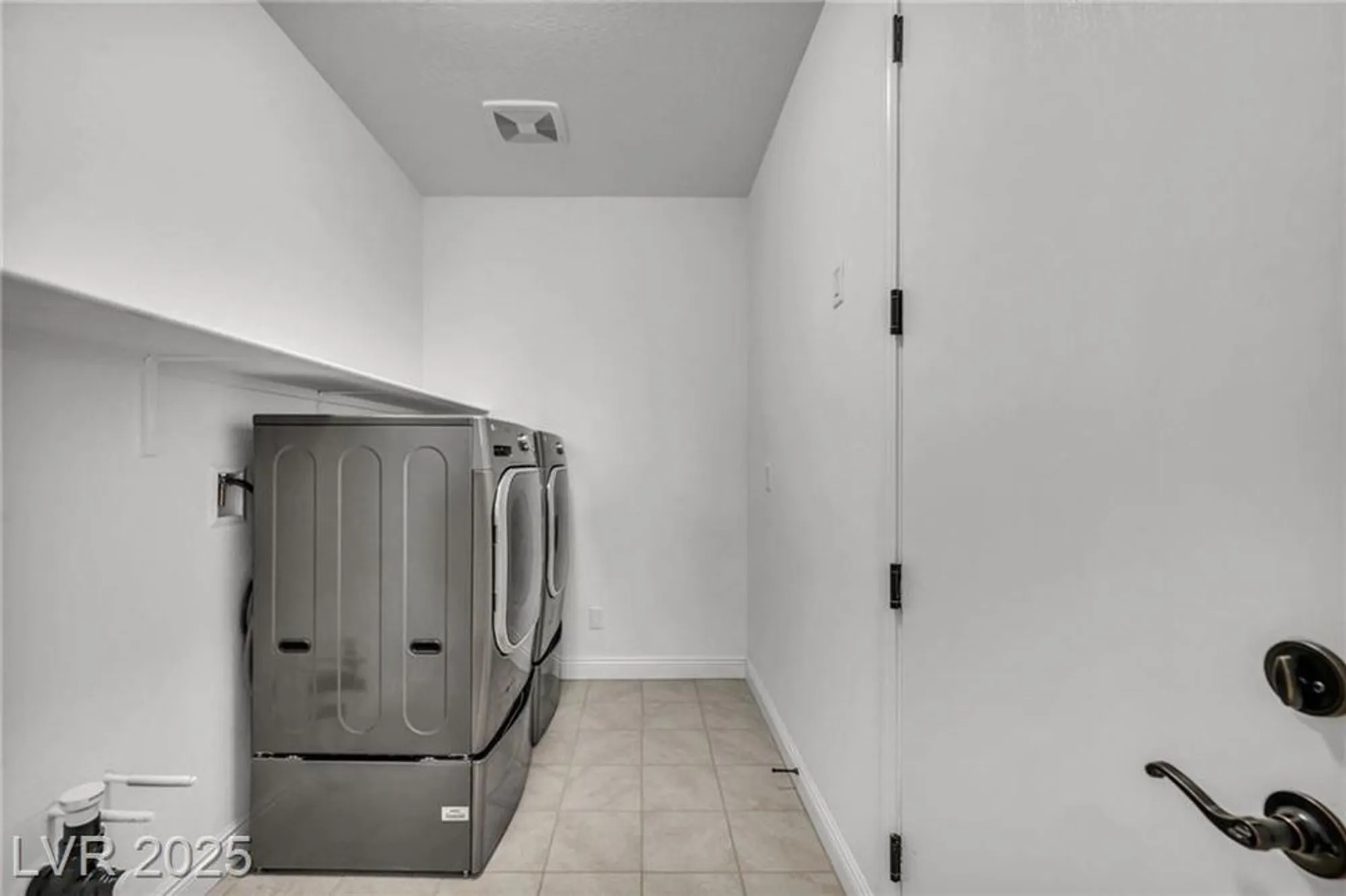 Property Slideshow image 36 of 83 | 906 majestic vw, Mesquite, NV, 89034