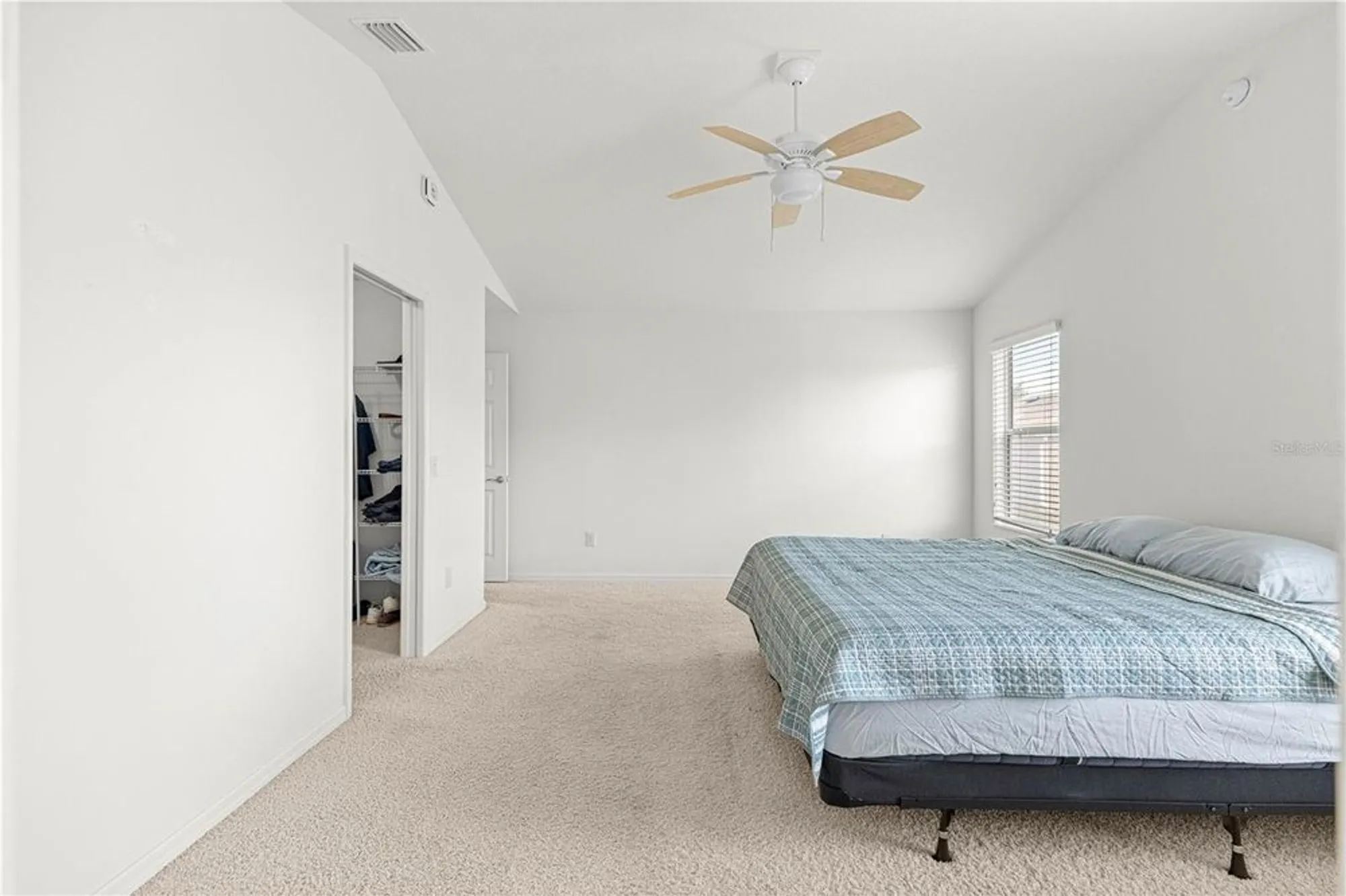 Property Slideshow image 30 of 47 | 2418 hopespring loop, The Villages, FL, 32162