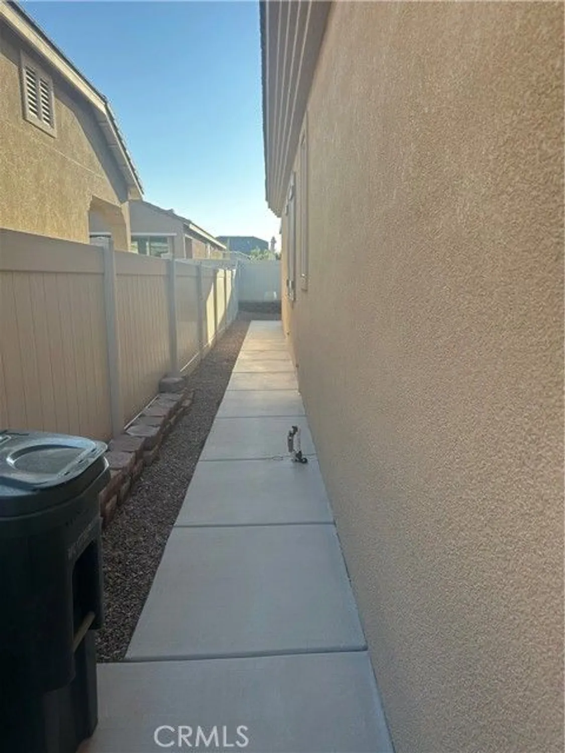 Property Slideshow image 13 of 30 | 10030 el dorado st, Apple Valley, CA, 92308