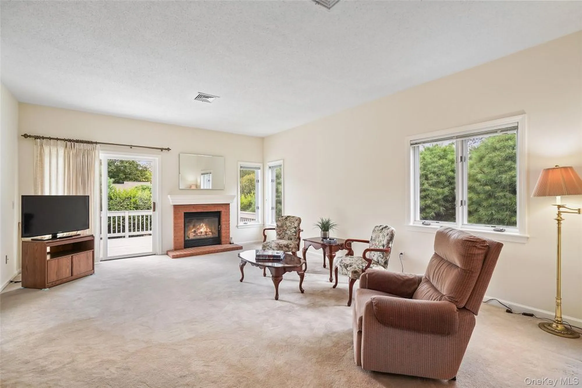 Property Slideshow image 6 of 24 | 798 heritage hls d, Somers, NY, 10589