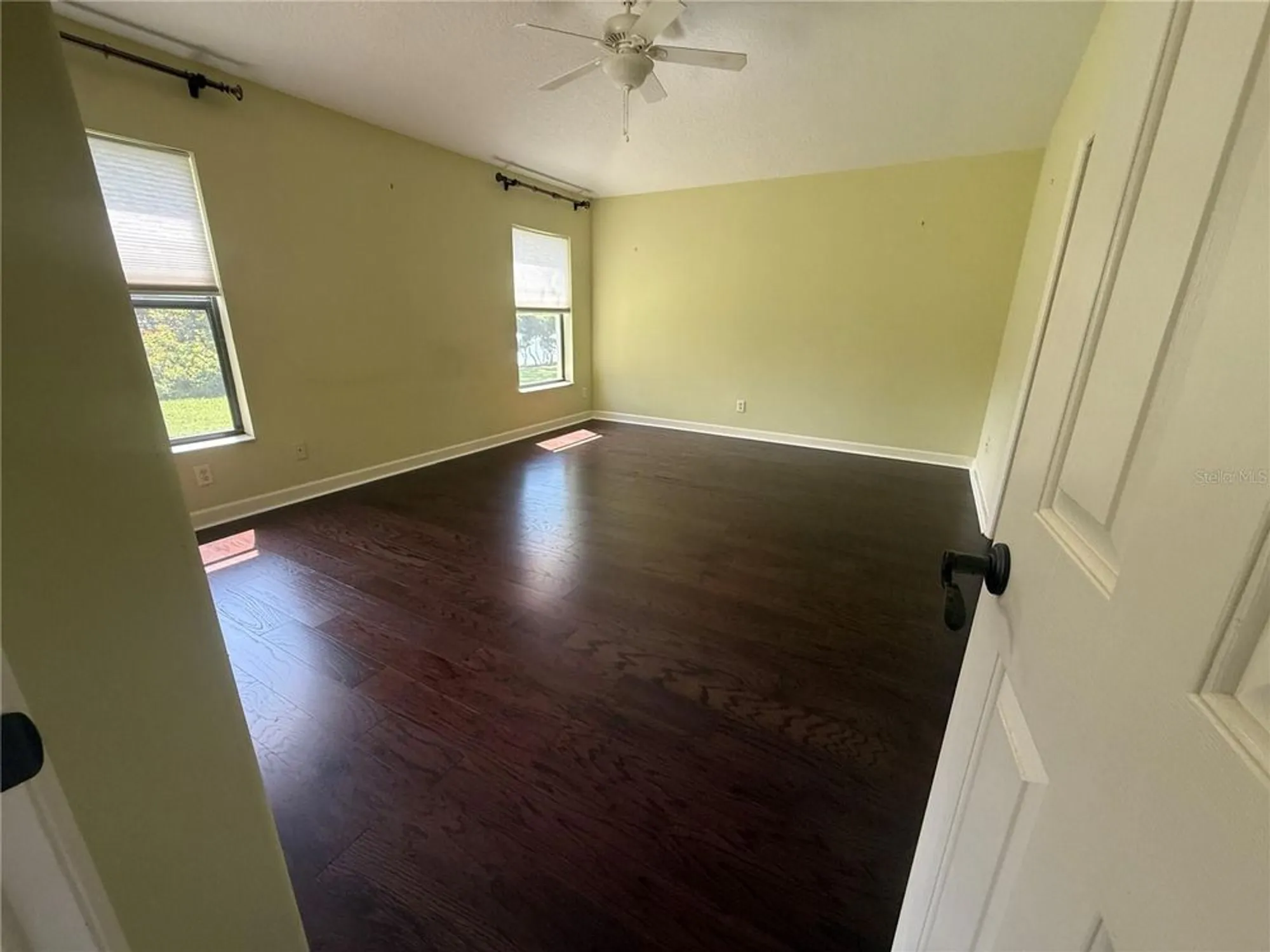 Property Slideshow image 16 of 58 | 8167 bridgeport bay cir, Mount Dora, FL, 32757