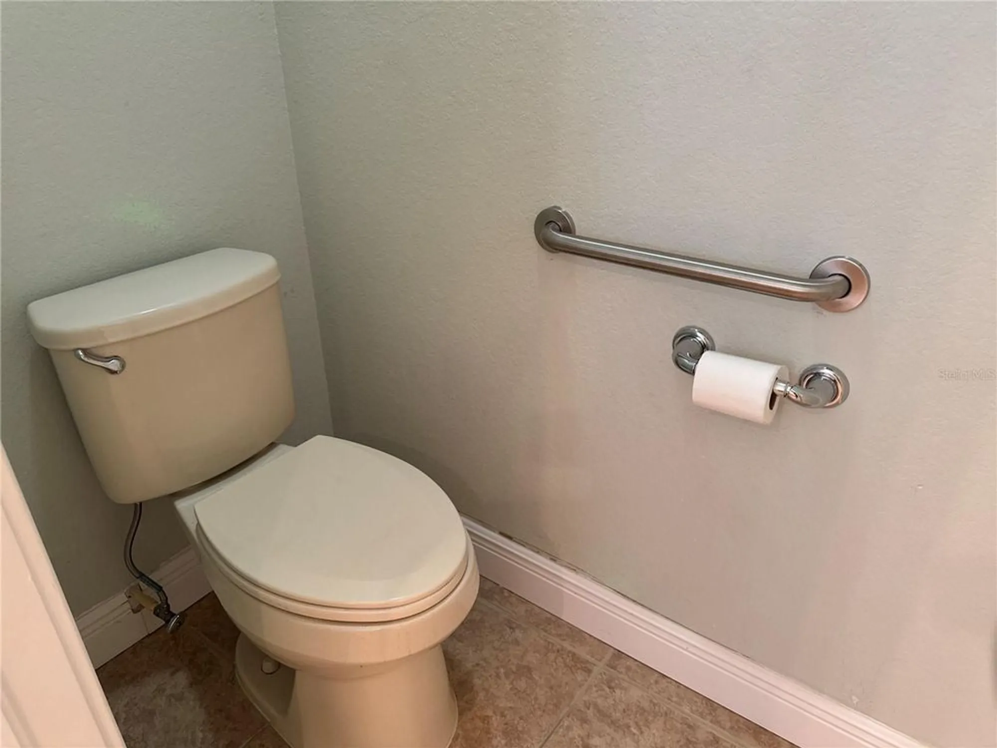 Property Slideshow image 17 of 29 | 832 king leon way, Sun City Center, FL, 33573