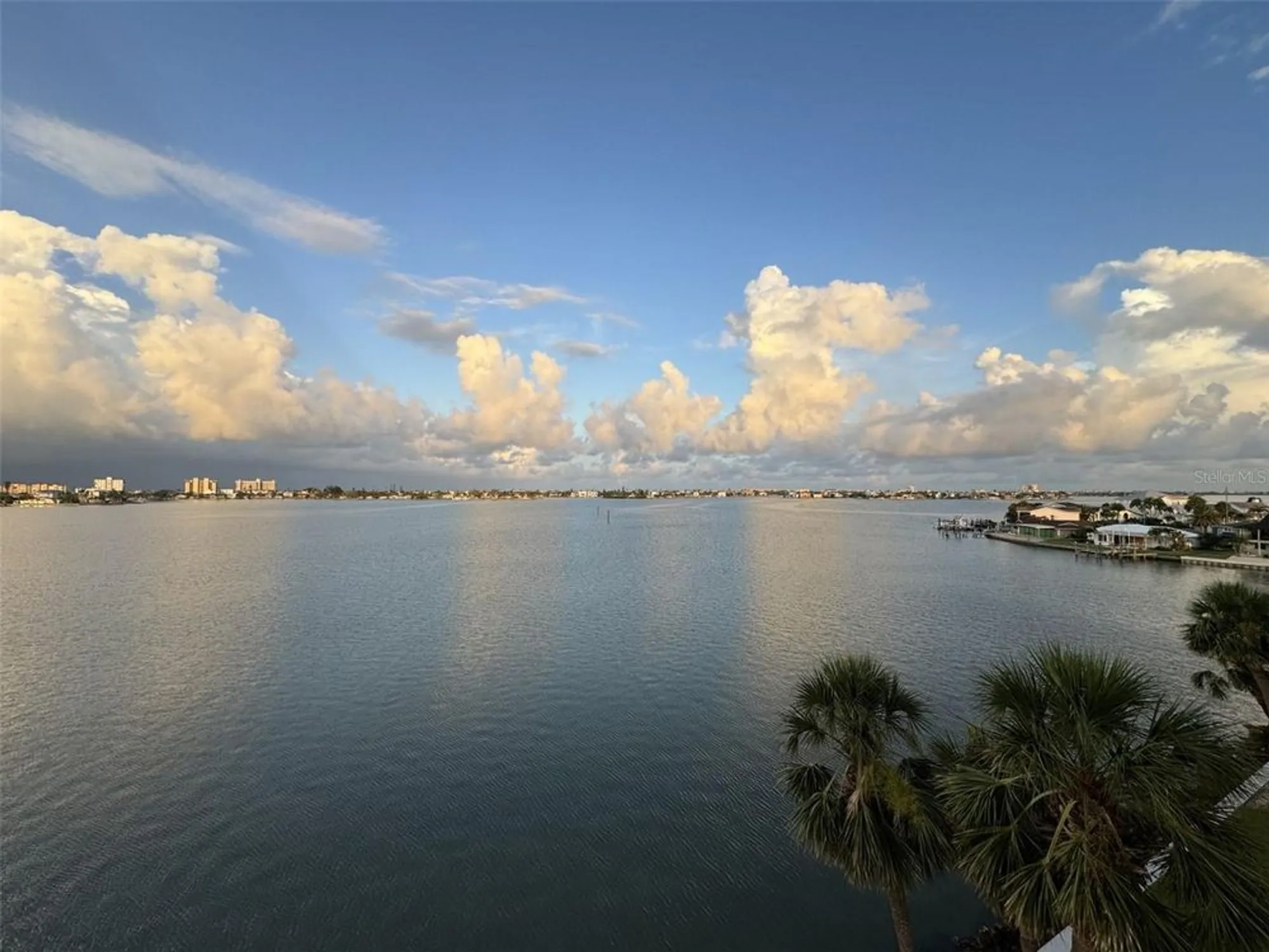 Property Slideshow image 6 of 46 | 4750 cove cir apt 502, St Petersburg, FL, 33708