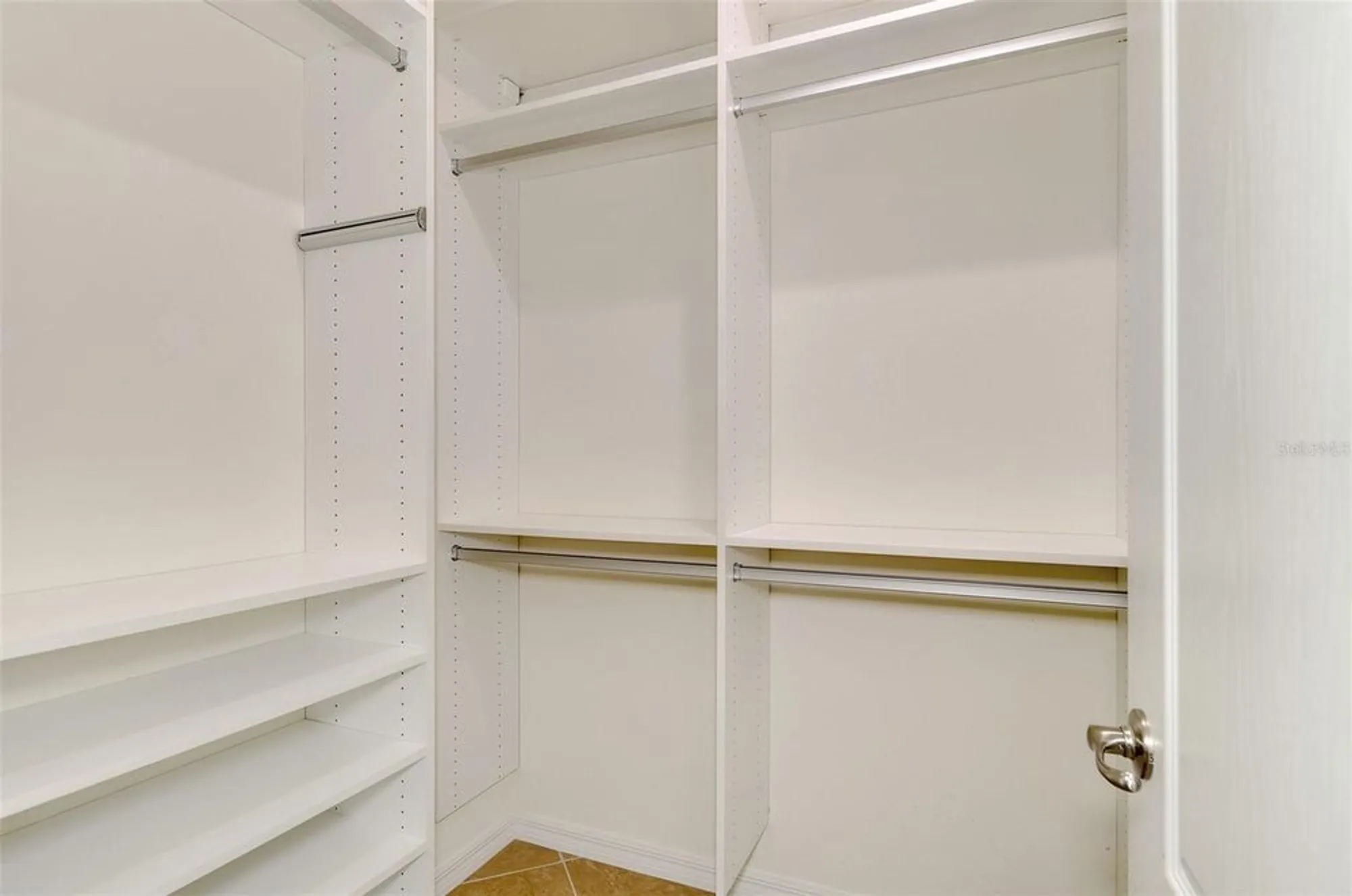 Property Slideshow image 42 of 87 | 10196 crooked creek dr, Venice, FL, 34293