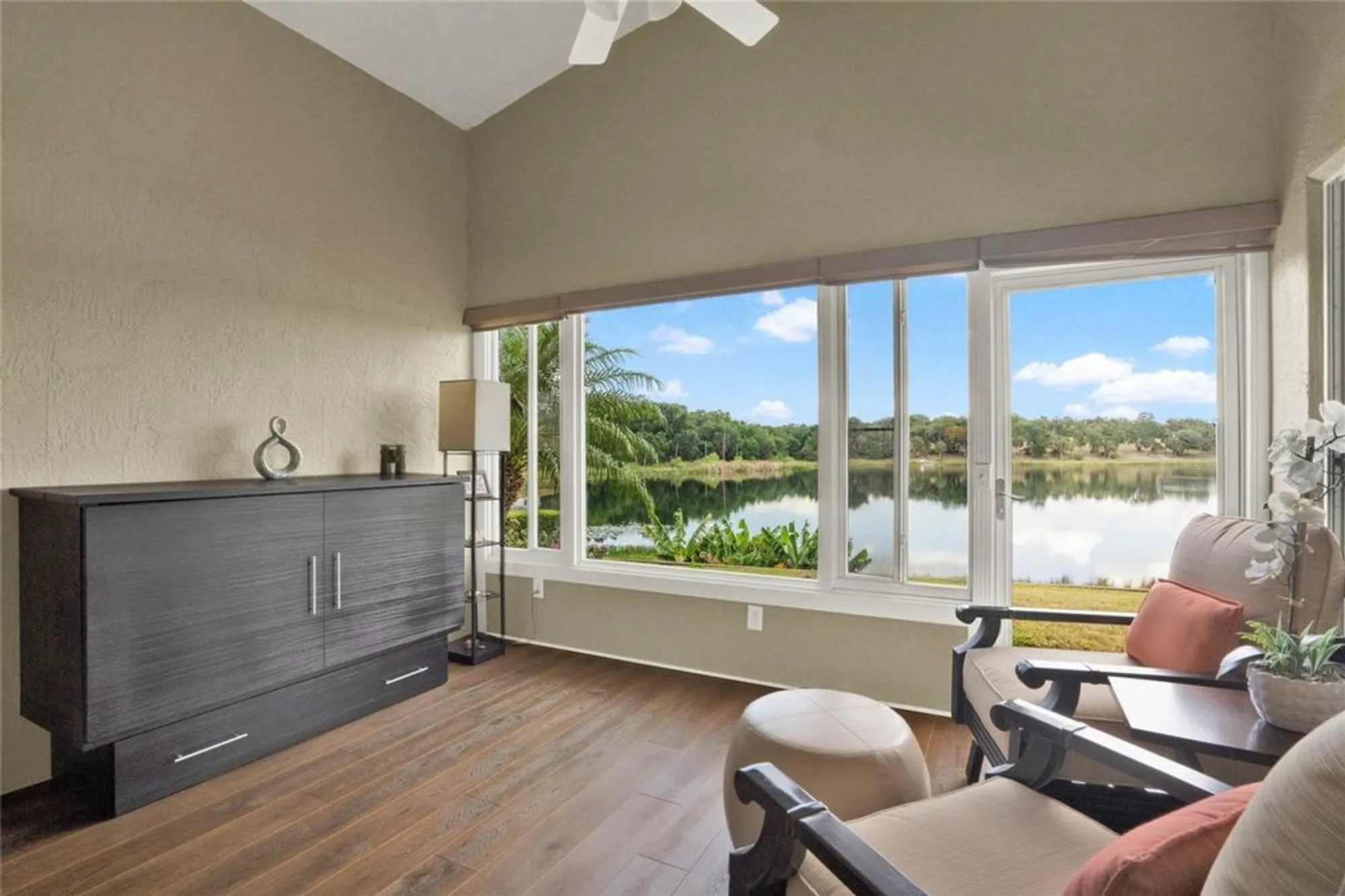 Property Slideshow image 17 of 46 | 496 lake suzanne dr, Lake Wales, FL, 33859