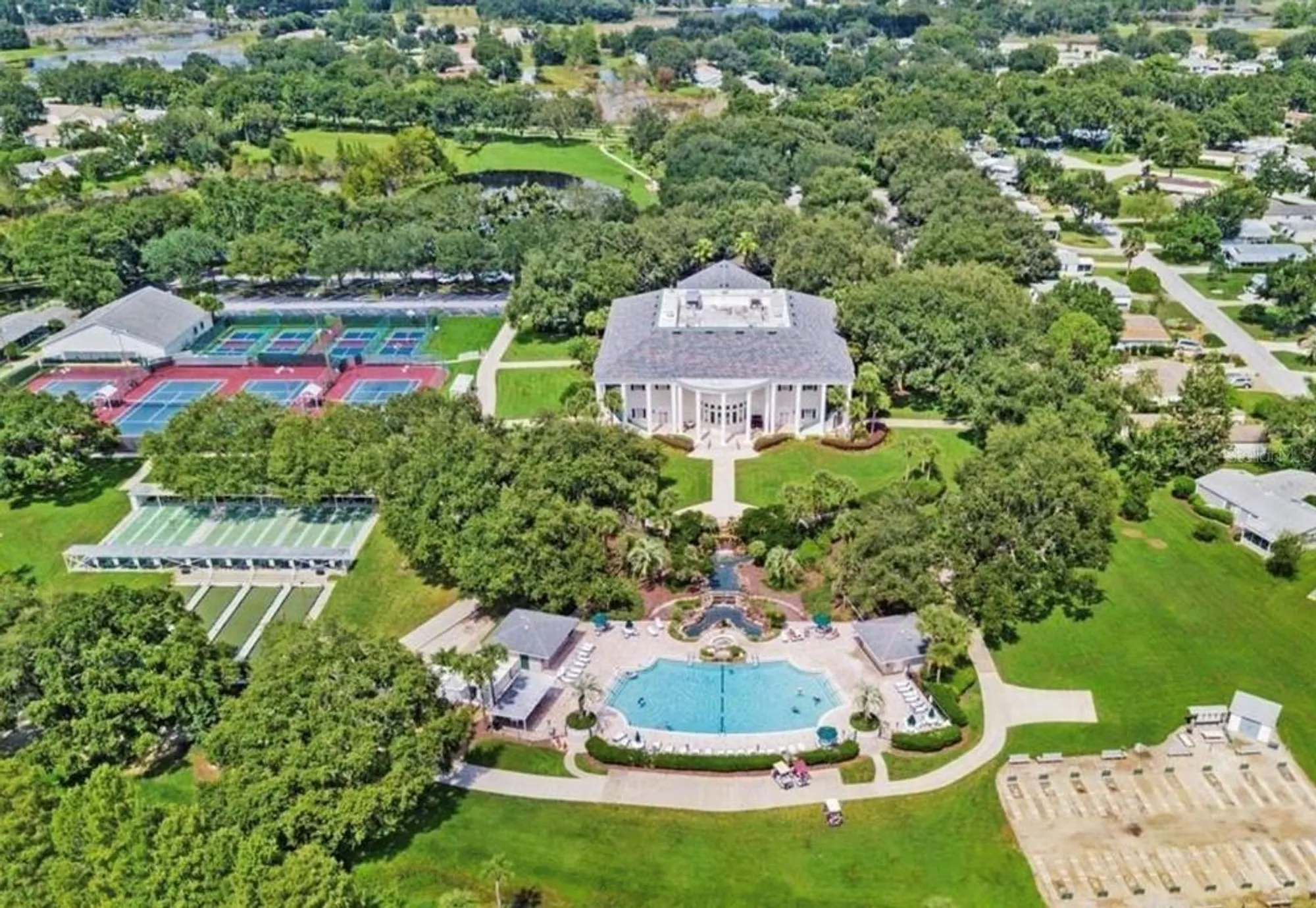 Property Slideshow image 34 of 41 | 4538 nottoway dr, Leesburg, FL, 34748