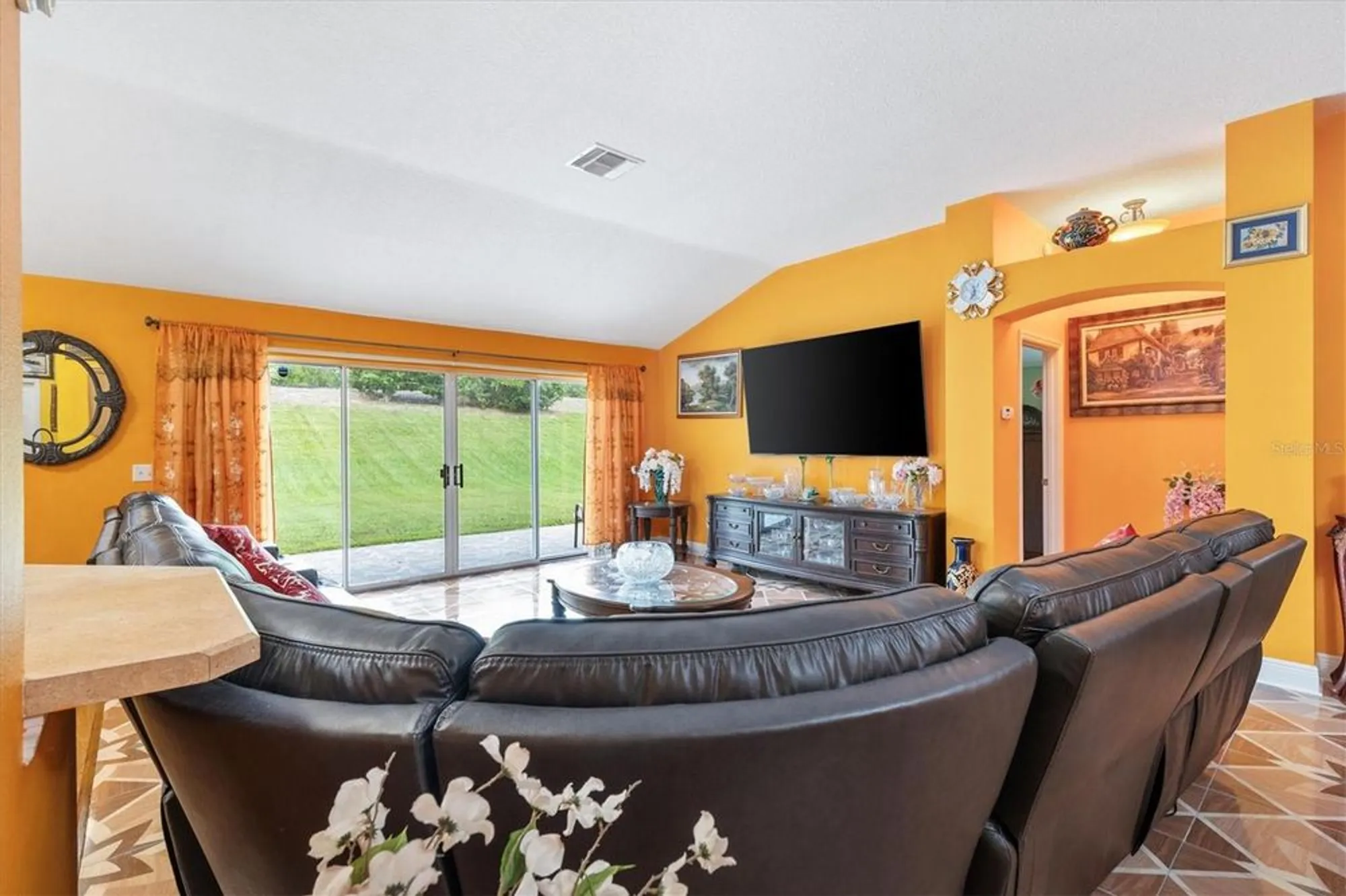 Property Slideshow image 7 of 29 | 39911 bayview dr, Lady Lake, FL, 32159