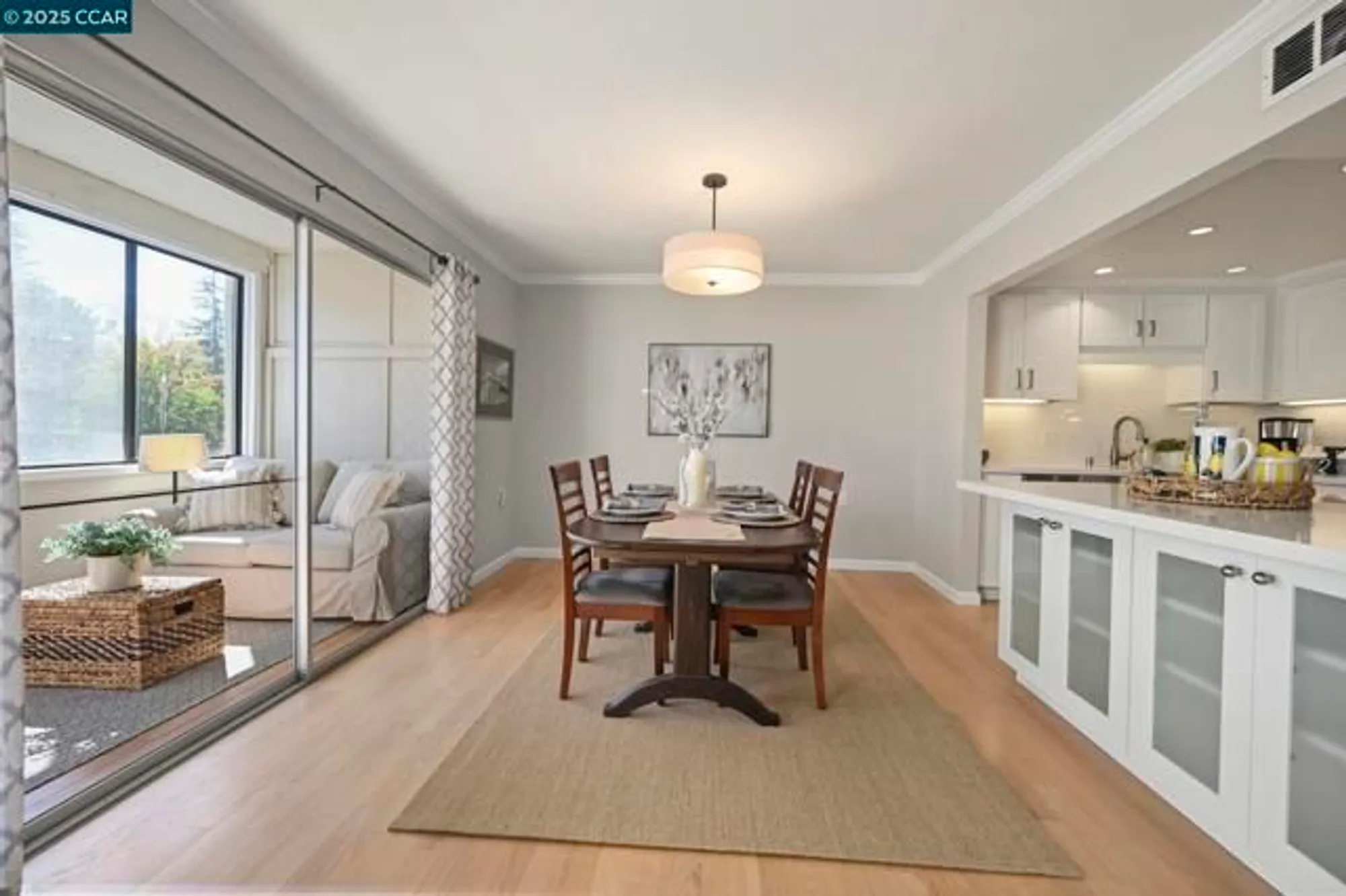 Property Slideshow image 8 of 34 | 2000 golden rain rd 4, Walnut Creek, CA, 94595