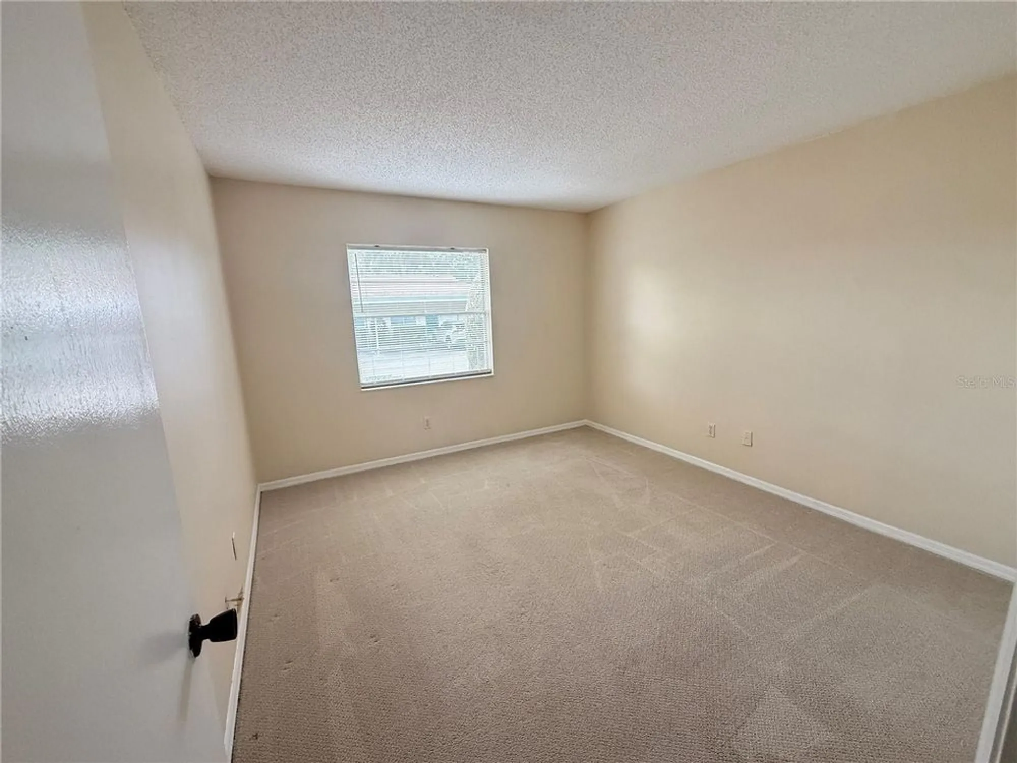Property Slideshow image 30 of 37 | 407 feltham trl unit b, Sun City Center, FL, 33573