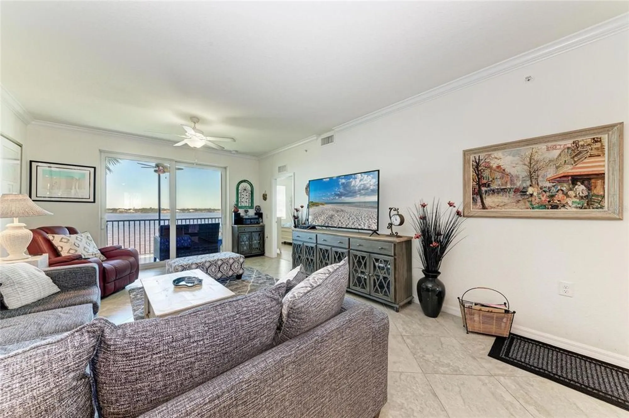 Property Slideshow image 18 of 57 | 1010 tidewater shores loop 304, Bradenton, FL, 34208
