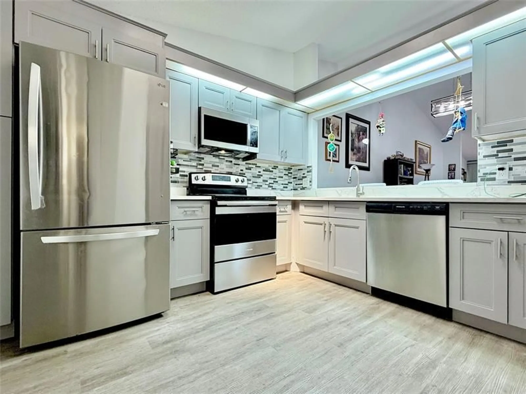 Property Slideshow image 9 of 48 | 10952 roebelini palm ct b, Boynton Beach, FL, 33437