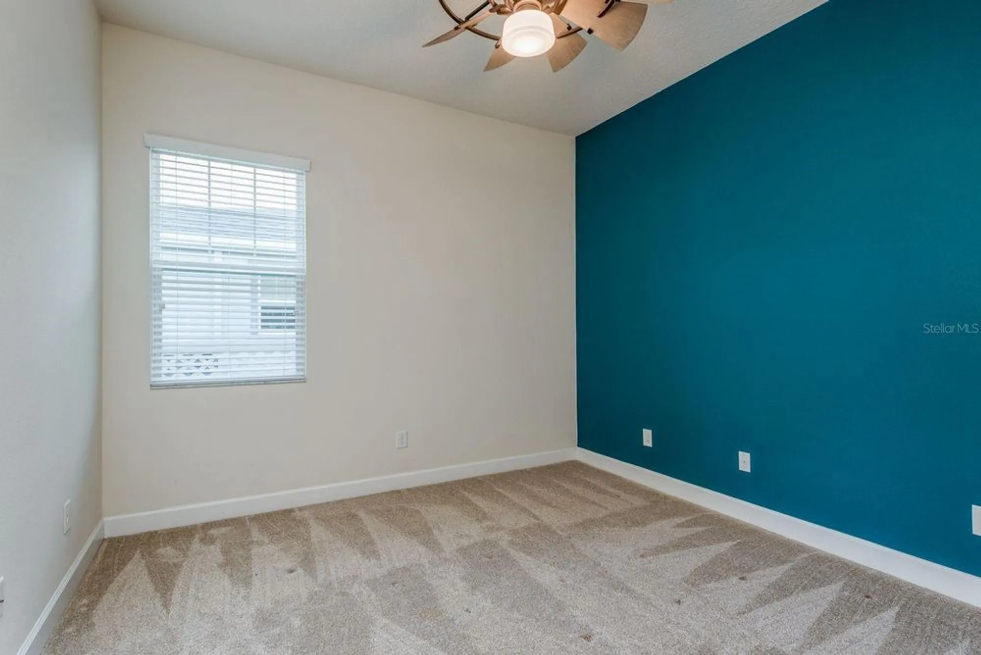 Property Slideshow image 24 of 43 | 5116 coastal scene dr, Apollo Beach, FL, 33572