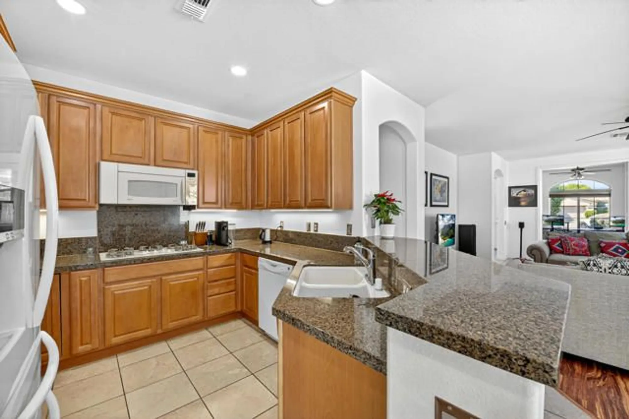 Property Slideshow image 9 of 60 | 41518 corte jalisco, Indio, CA, 92203