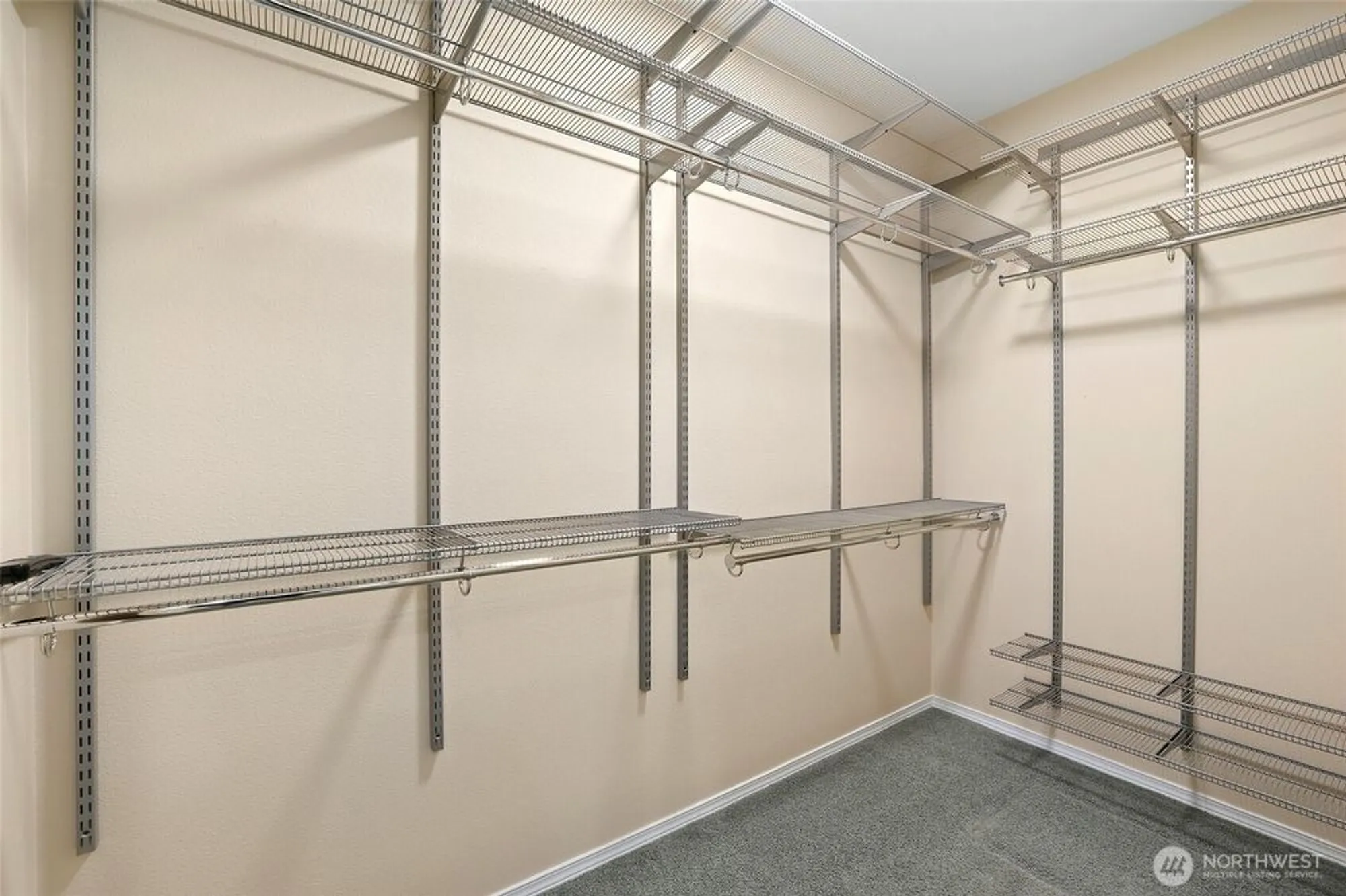 Property Slideshow image 19 of 37 | 4316 harstene st, Lacey, WA, 98516