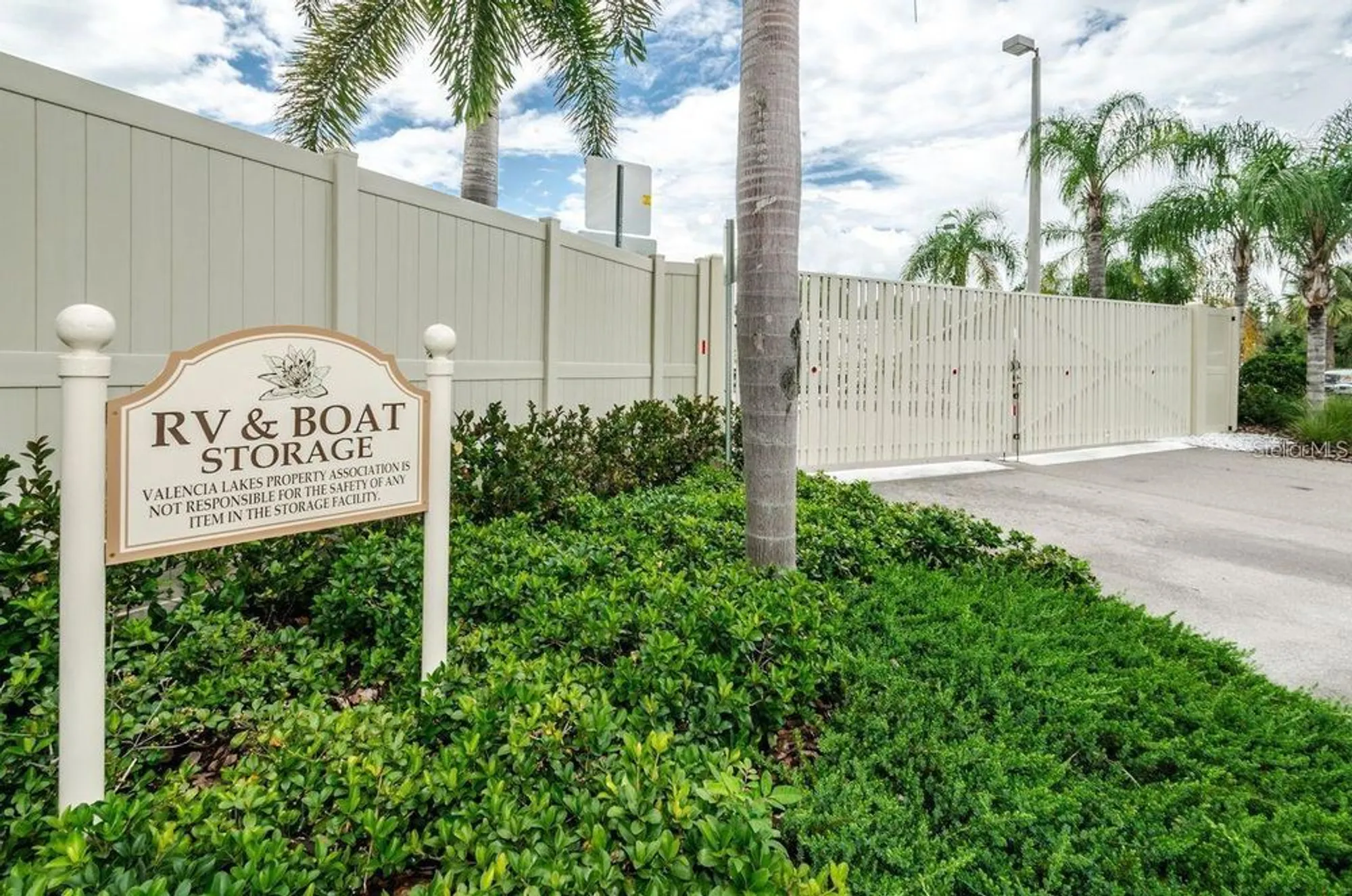 Property Slideshow image 90 of 100 | 4817 sandy glen way, Wimauma, FL, 33598