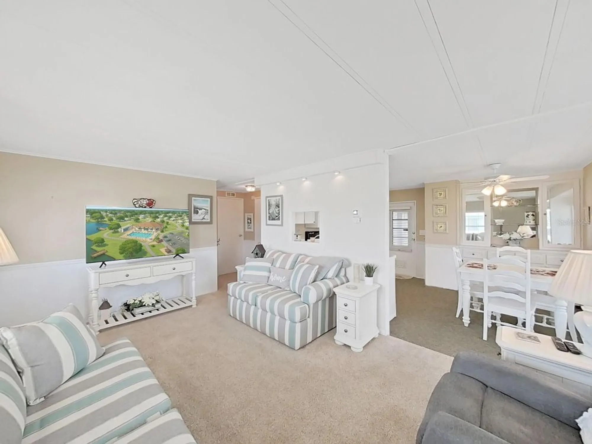 Property Slideshow image 14 of 48 | 4859 foxwood blvd, Lakeland, FL, 33810