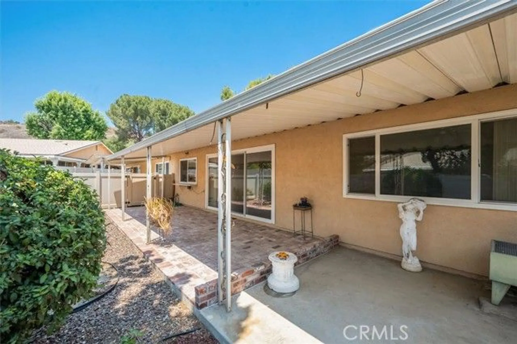 Property Slideshow image 14 of 39 | 26428 circle knoll ct, Newhall, CA, 91321