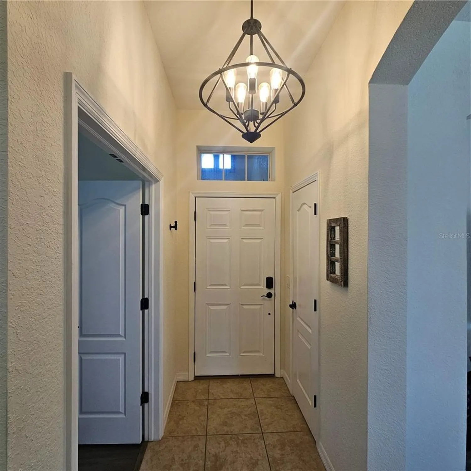 Property Slideshow image 5 of 44 | 920 regal manor way, Sun City Center, FL, 33573