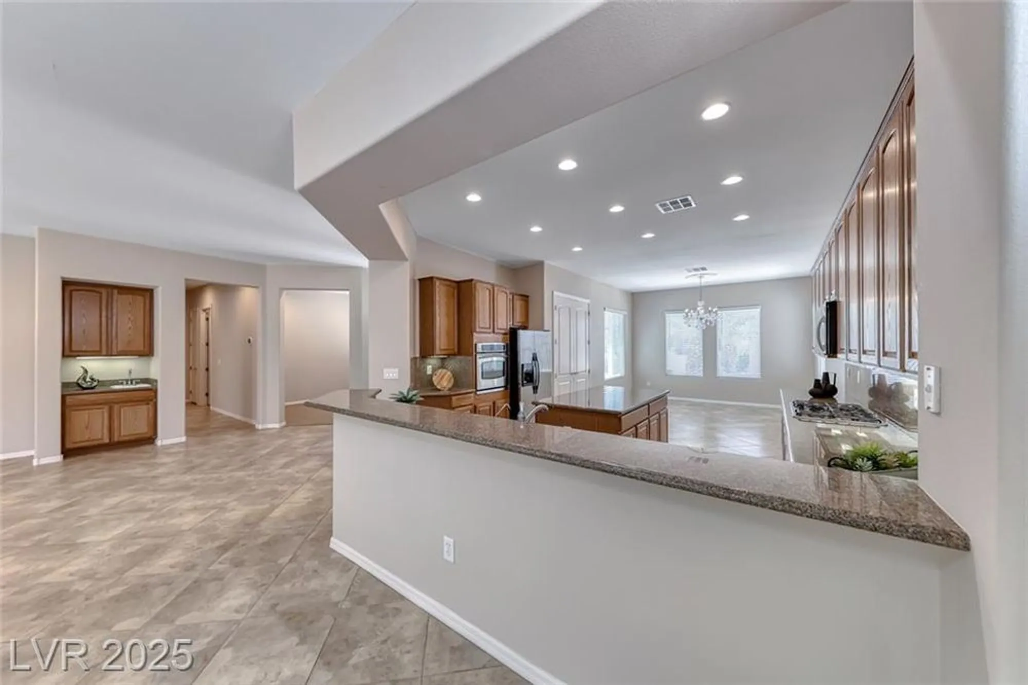 Property Slideshow image 7 of 48 | 2114 twin falls dr, Henderson, NV, 89044