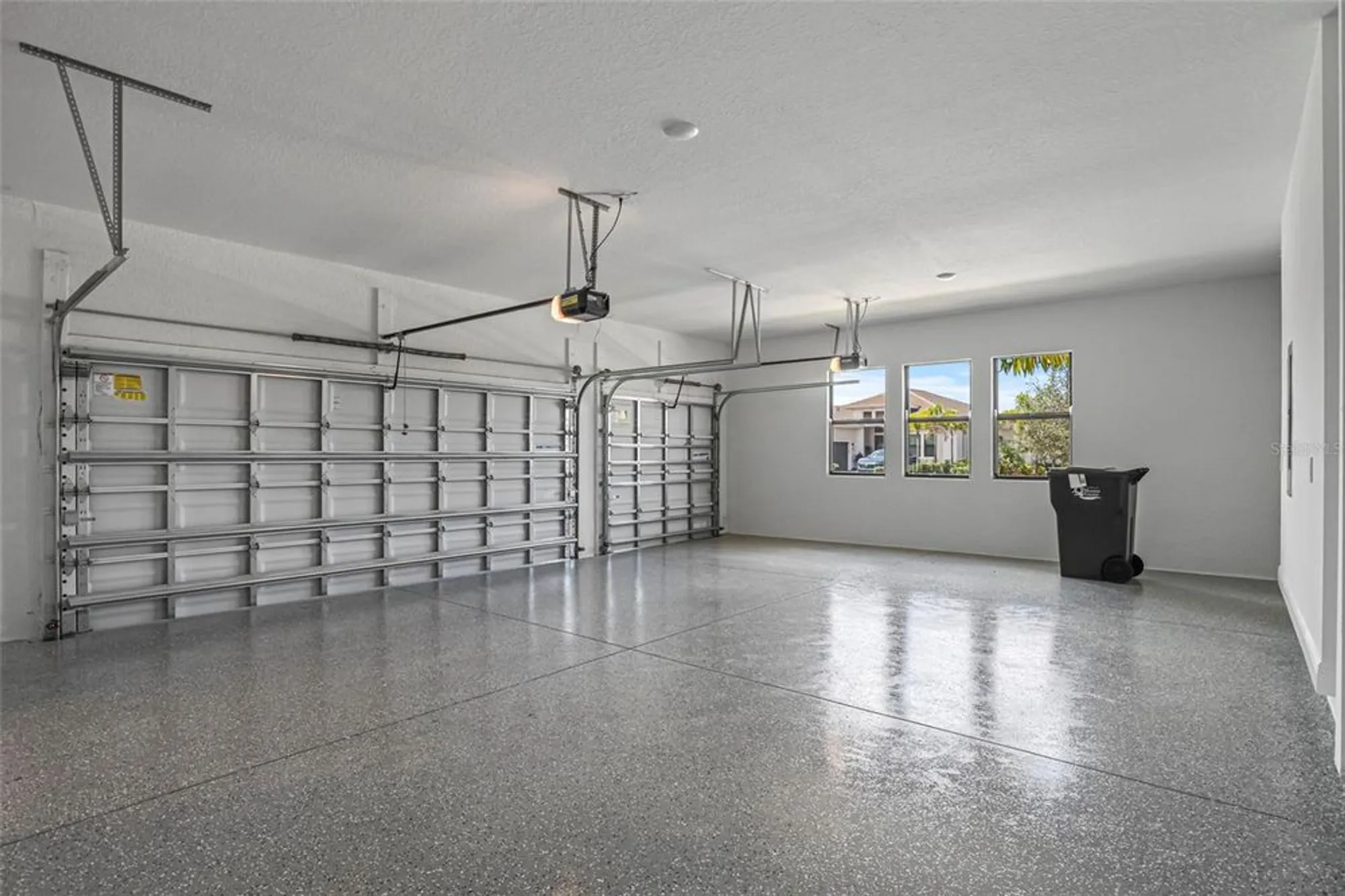 Property Slideshow image 51 of 80 | 4918 kiva cir, Lakewood Ranch, FL, 34211