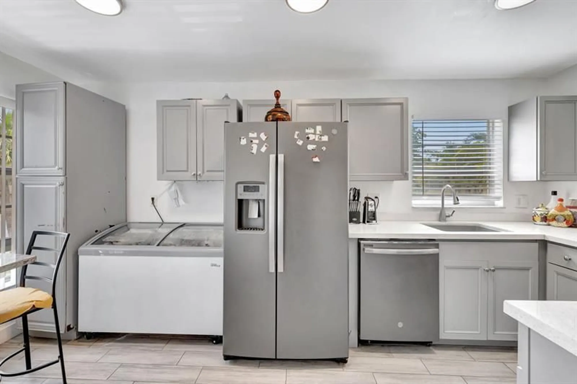 Property Slideshow image 8 of 31 | 5860 nw 64th ave apt 201, Tamarac, FL, 33319