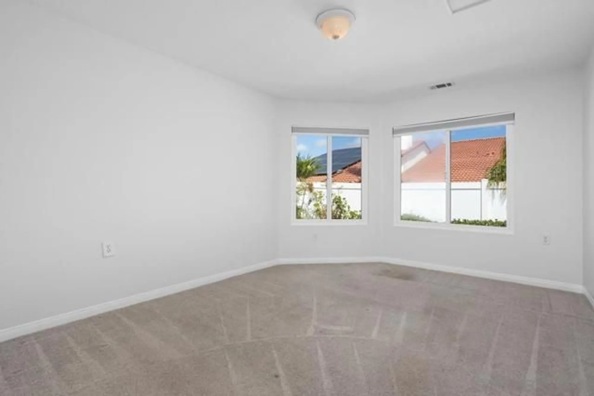 Property Slideshow image 27 of 45 | 3328 malta way, Oceanside, CA, 92056