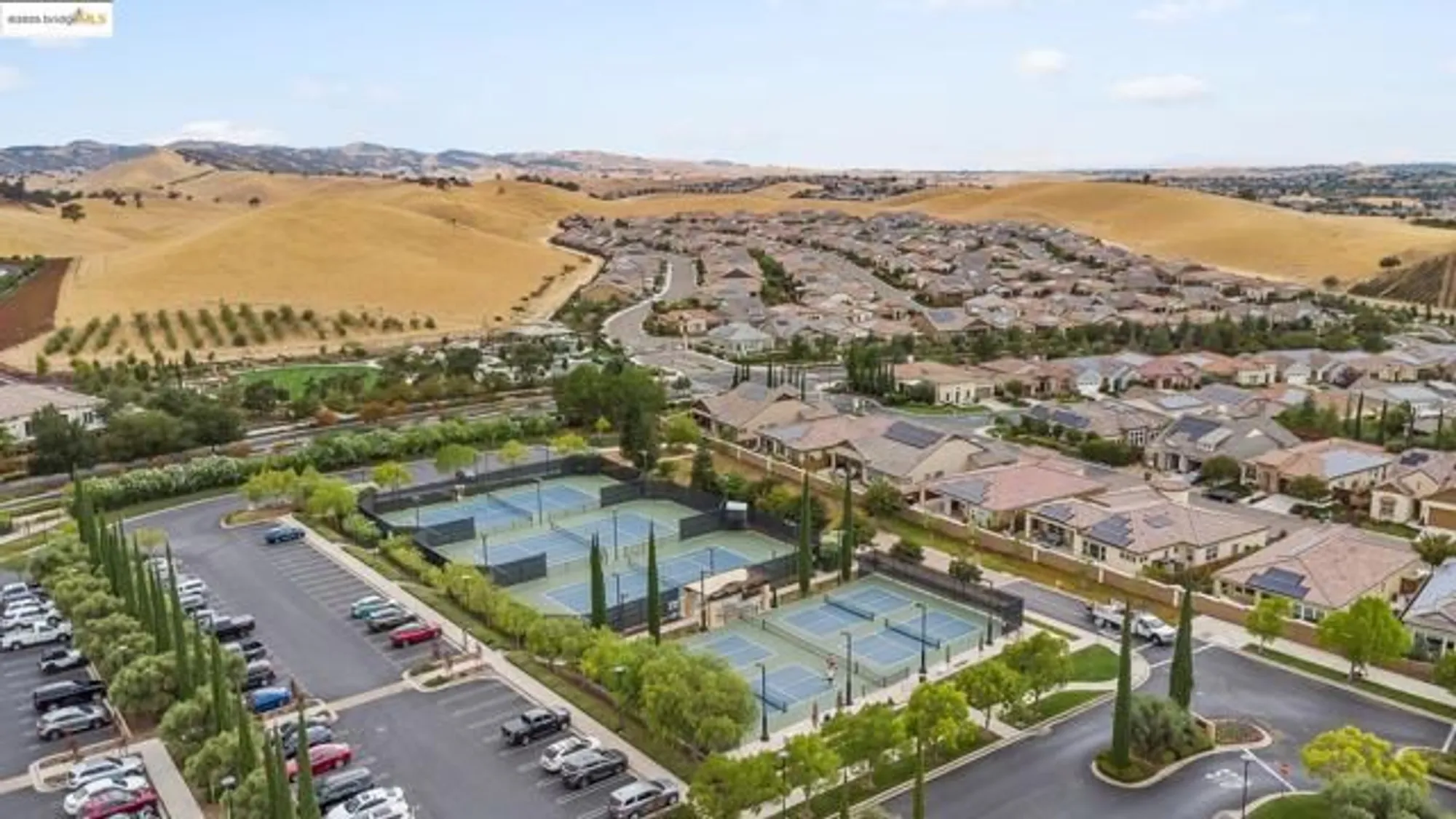 Property Slideshow image 52 of 60 | 1994 corsica way, Brentwood, CA, 94513