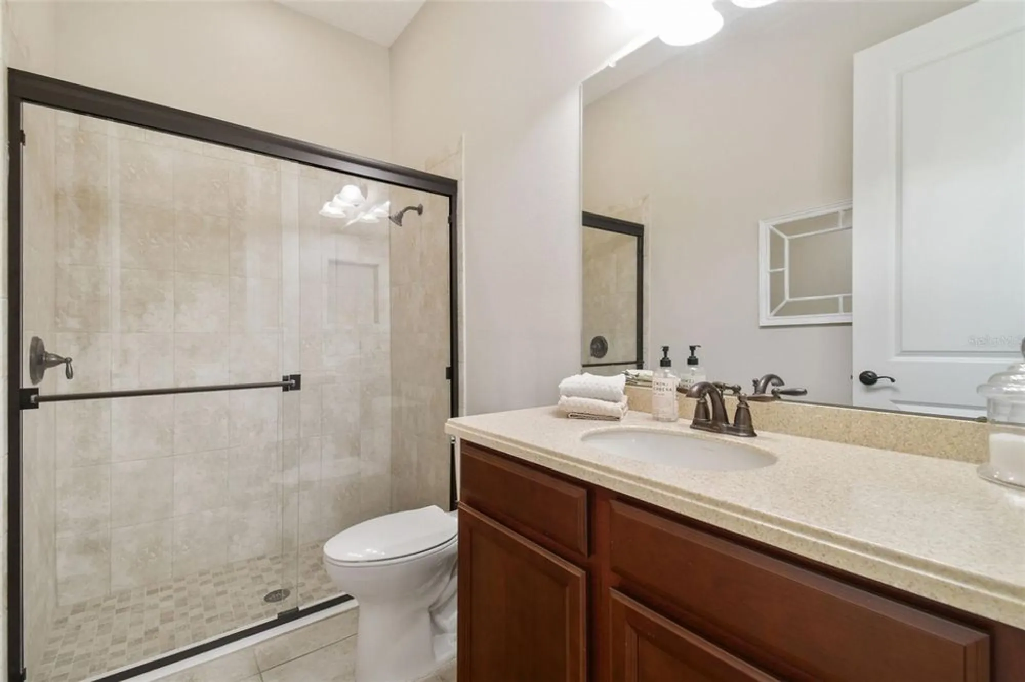 Property Slideshow image 31 of 70 | 8621 grand alberato rd, Tampa, FL, 33647