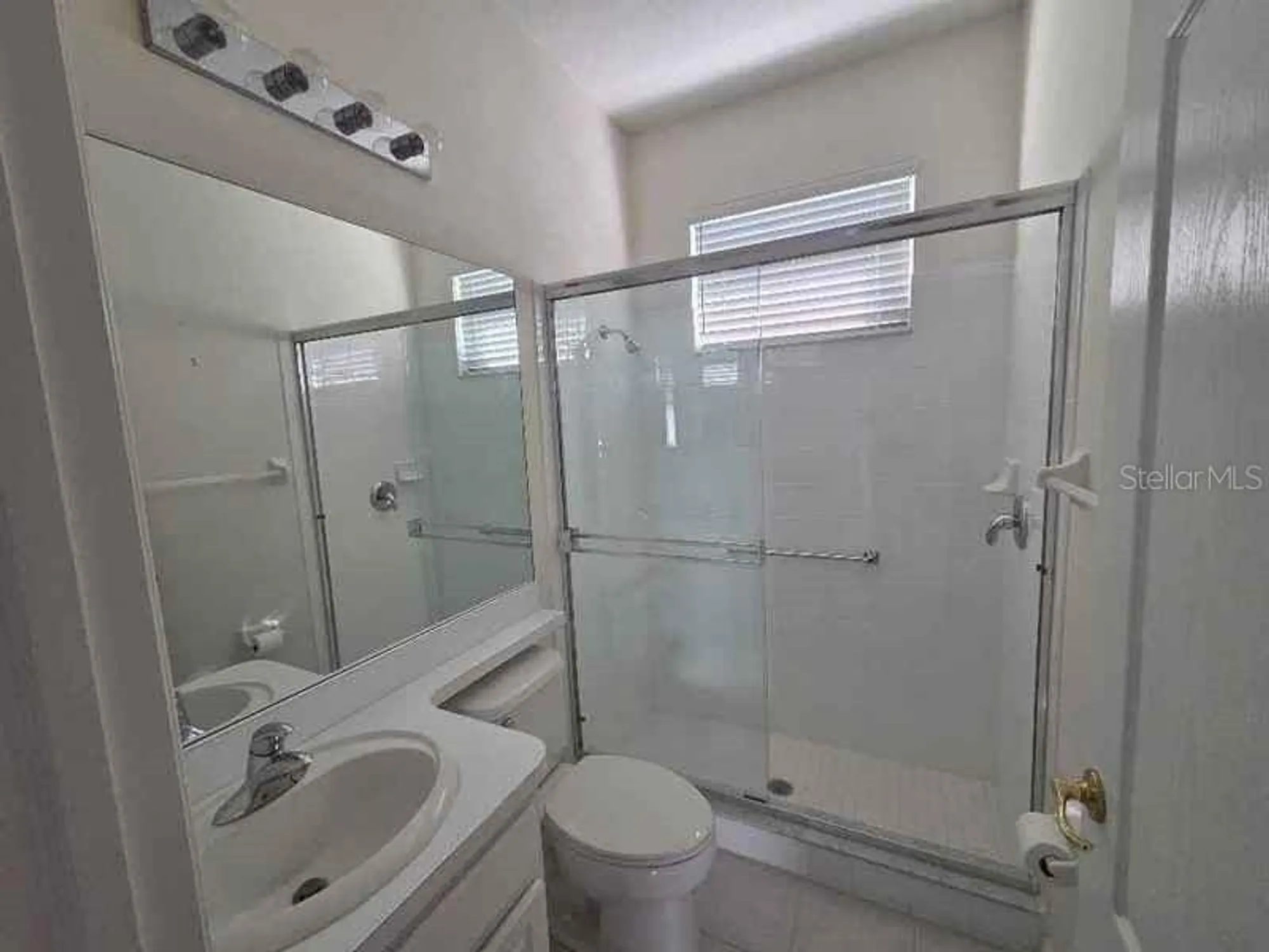 Property Slideshow image 9 of 16 | 18518 gentle breeze ct, Hudson, FL, 34667