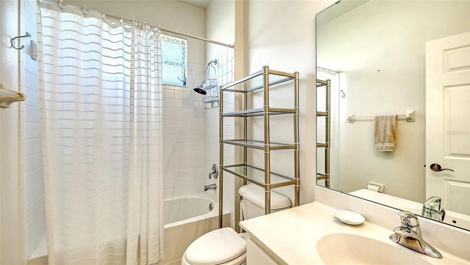 Property Slideshow image 37 of 74 | 4160 mackay falls ter, Sarasota, FL, 34243
