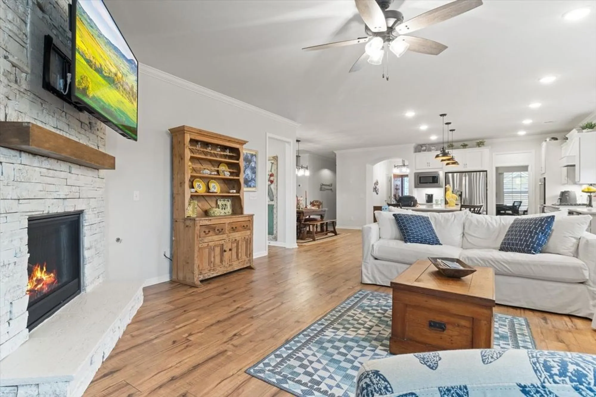 Property Slideshow image 18 of 48 | 1055 sumner grv, Spring Hill, TN, 37174