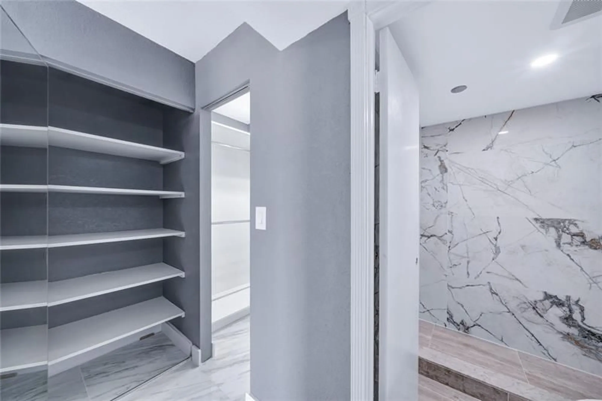 Property Slideshow image 18 of 53 | 1100 saint charles pl 708, Pembroke Pines, FL, 33026