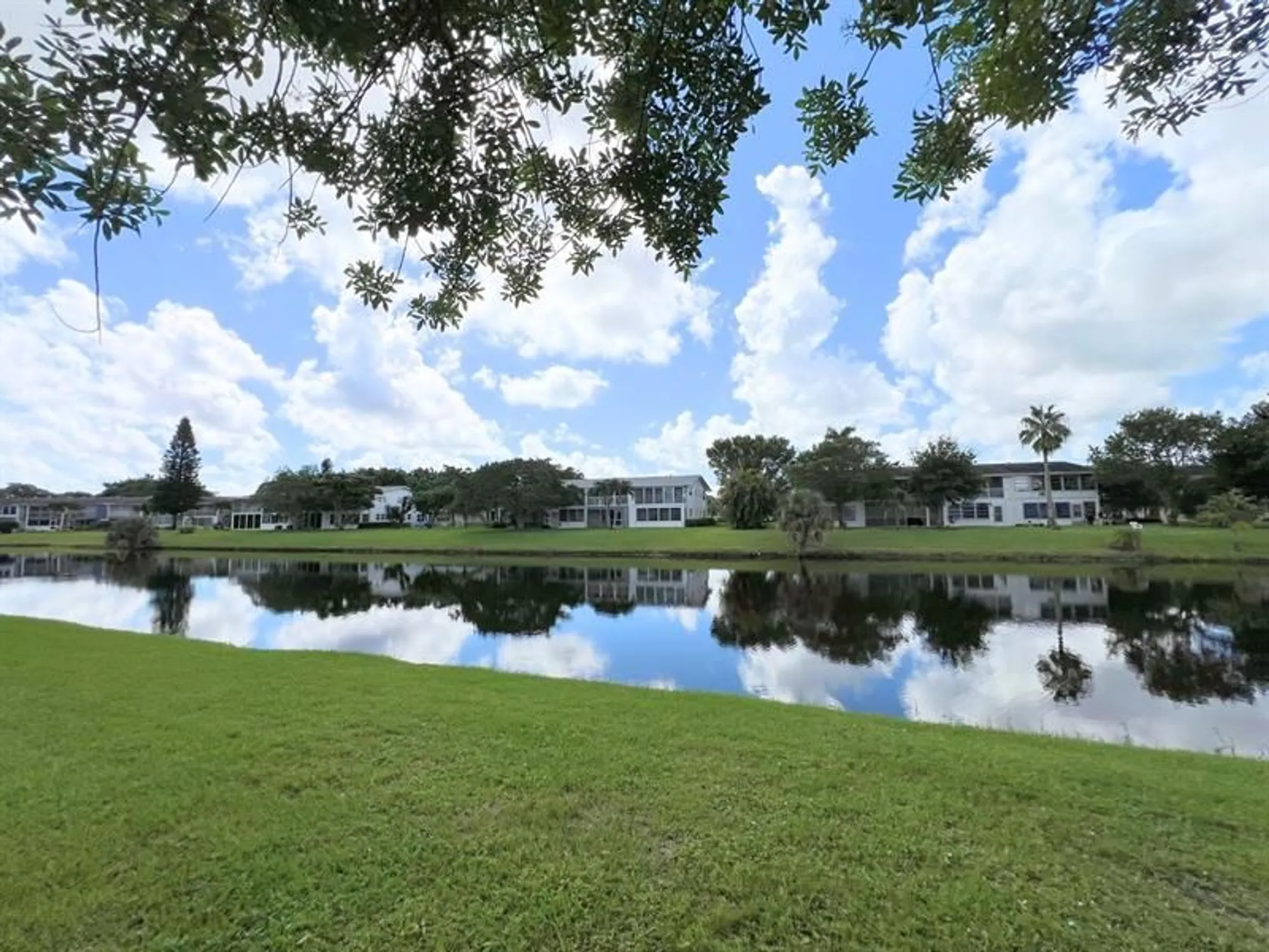 Property Slideshow image 5 of 34 | 503 tilford w # 503, Deerfield Beach, FL, 33442