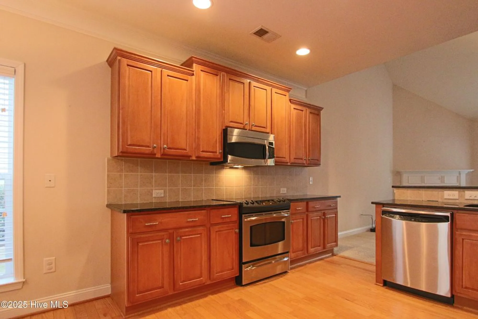 Property Slideshow image 9 of 57 | 137 bellwood cir, Sunset Beach, NC, 28468