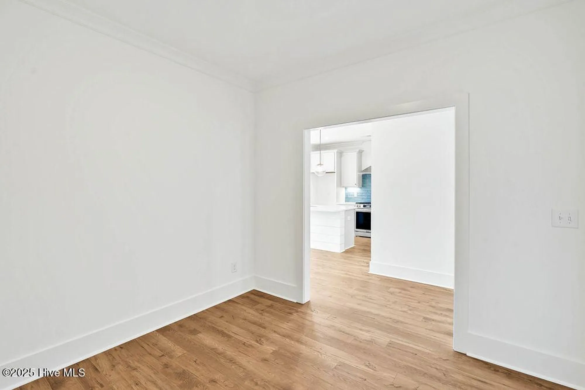 Property Slideshow image 11 of 33 | 201 longhill dr, Wilmington, NC, 28412