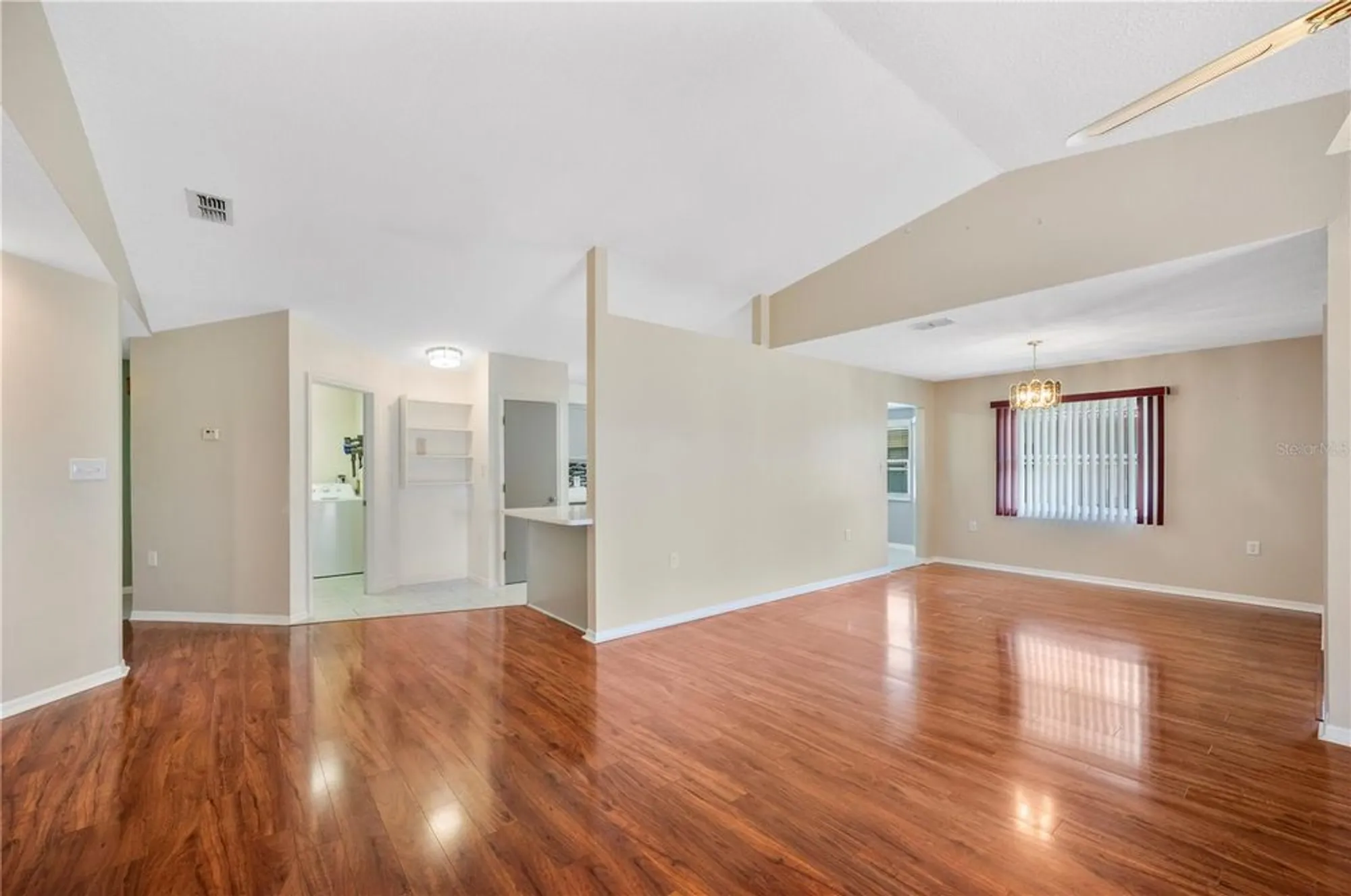 Property Slideshow image 13 of 42 | 550 eagle run, Lakeland, FL, 33809