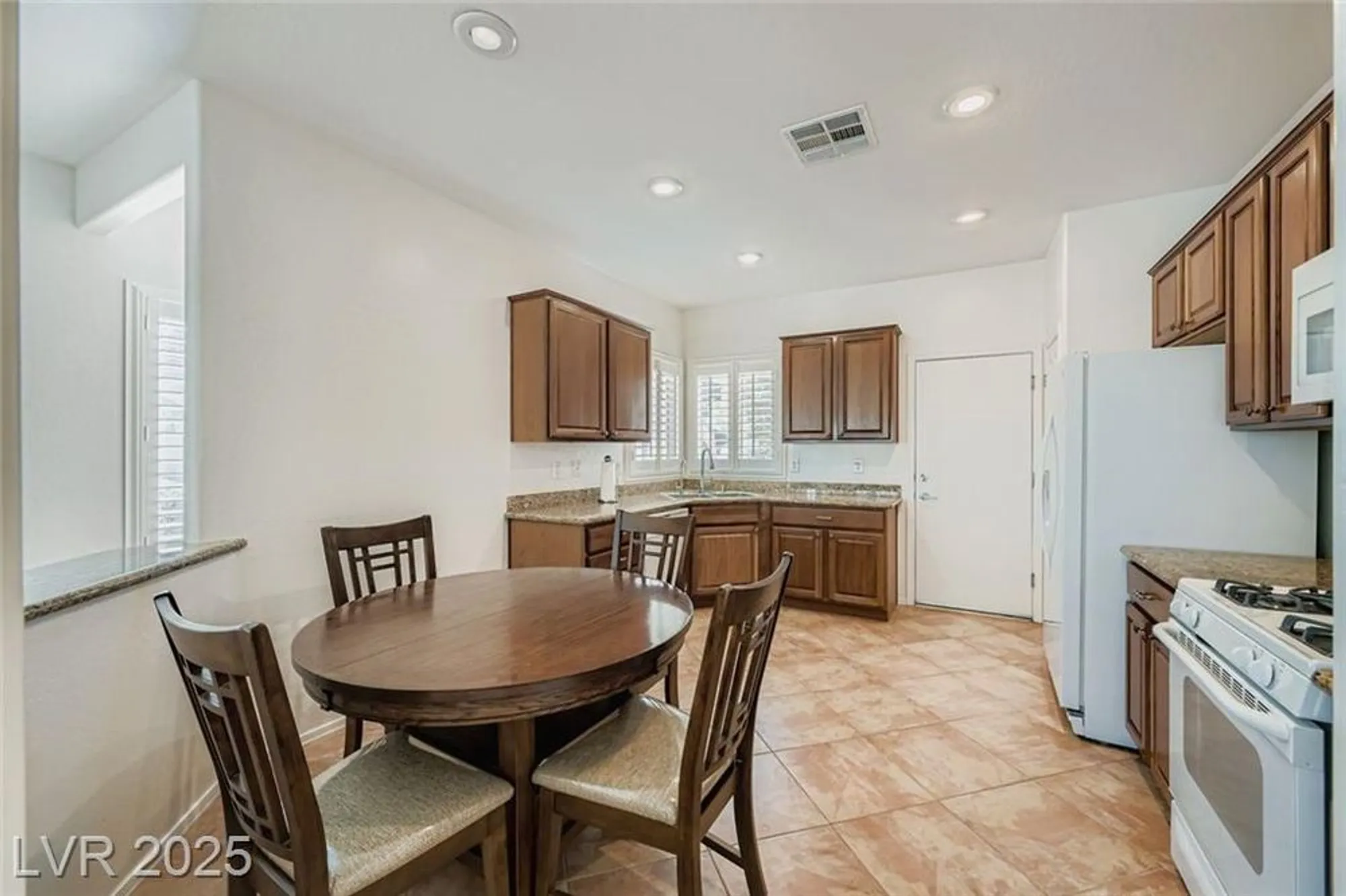 Property Slideshow image 12 of 45 | 7824 starthroat ct, North Las Vegas, NV, 89084