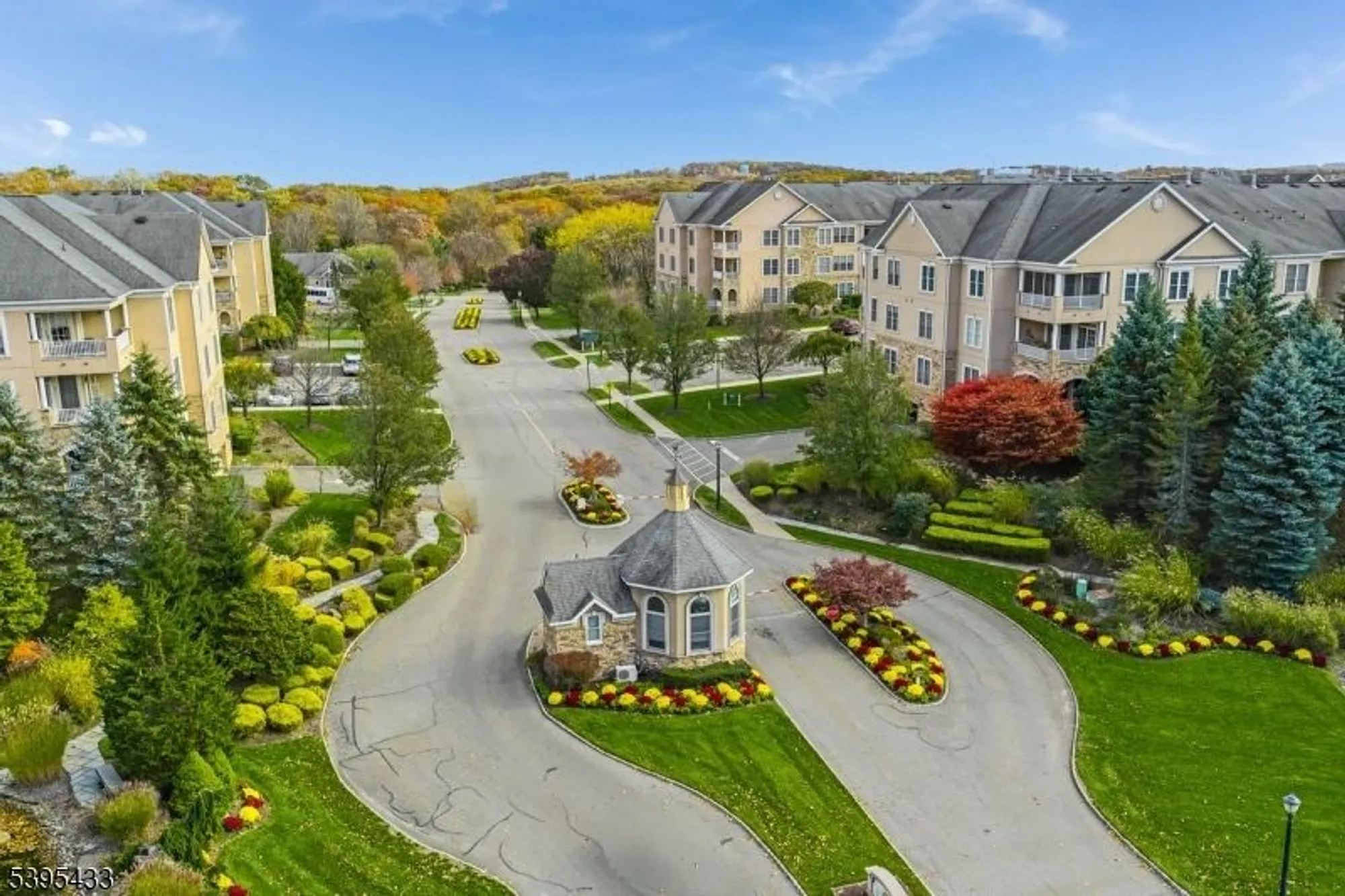 Property Slideshow image 28 of 42 | 202 cleveland ln, Rockaway Boro, NJ, 07866