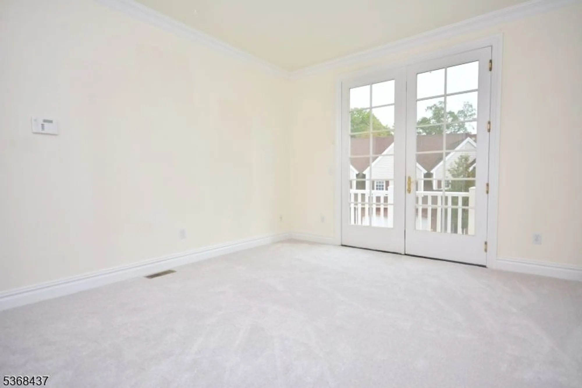 Property Slideshow image 10 of 30 | 35 schmidt cir, Watchung, NJ, 07069