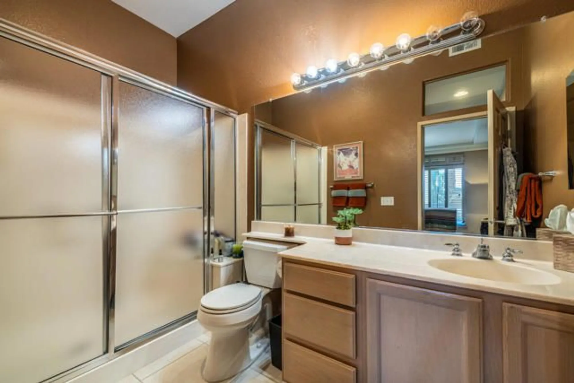 Property Slideshow image 26 of 30 | 44390 royal lytham dr, Indio, CA, 92201