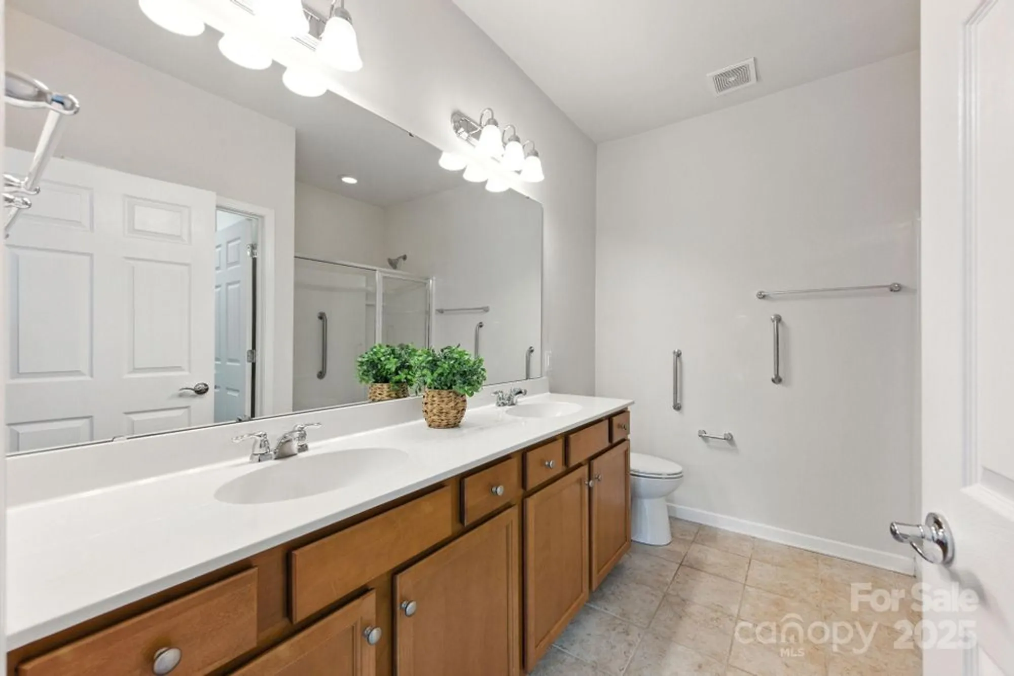 Property Slideshow image 16 of 26 | 23178 whimbrel cir, Fort Mill, SC, 29707