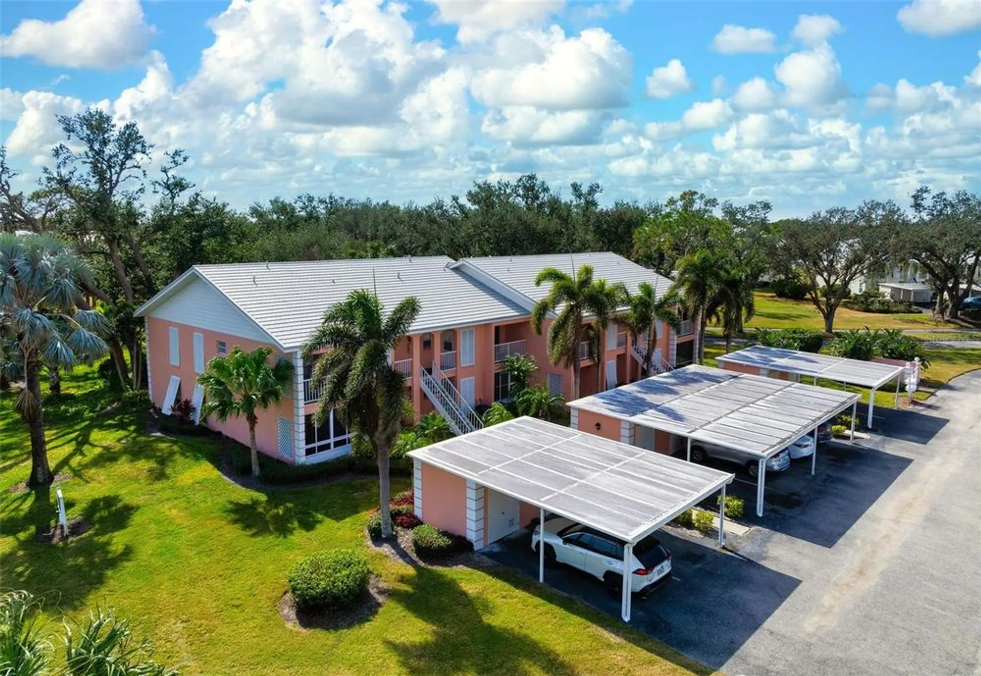 Property Slideshow image 1 of 68 | 458 cerromar rd 483, Venice, FL, 34293