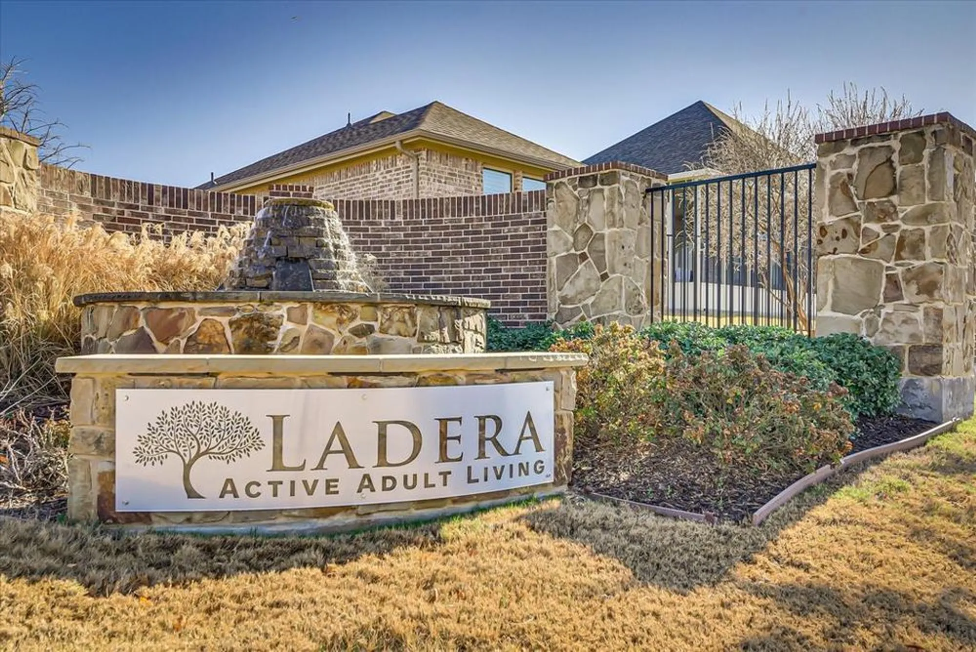 Property Slideshow image 32 of 39 | 2815 vista azul pl 2815, Mansfield, TX, 76063