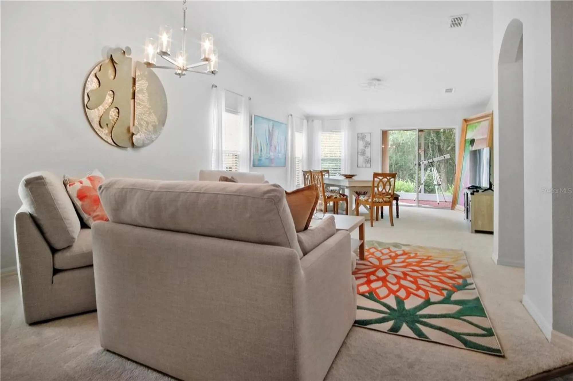 Property Slideshow image 11 of 36 | 516 millifiora ln, Kissimmee, FL, 34759