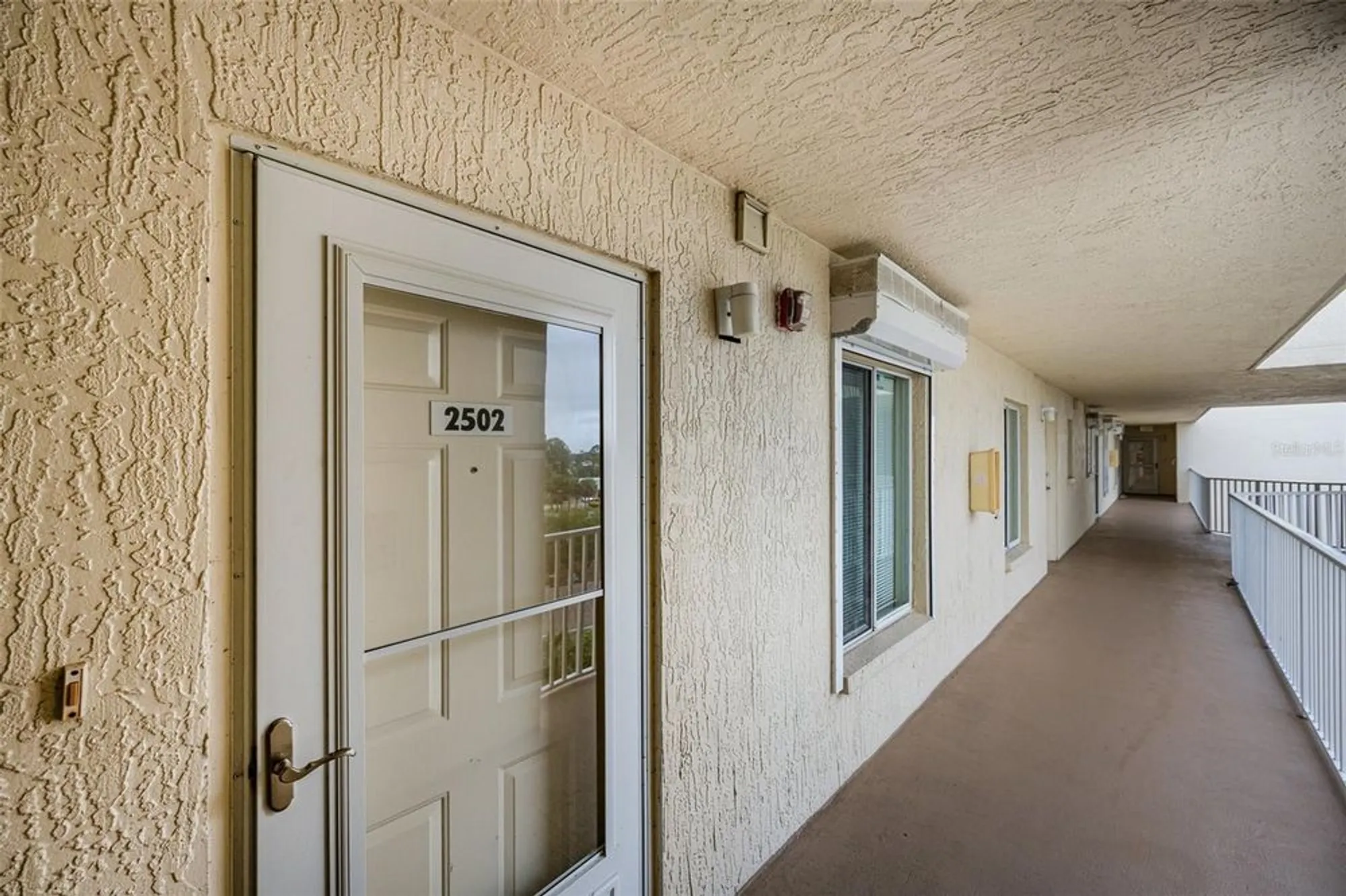 Property Slideshow image 3 of 26 | 1420 huntington ln 2502, Rockledge, FL, 32955