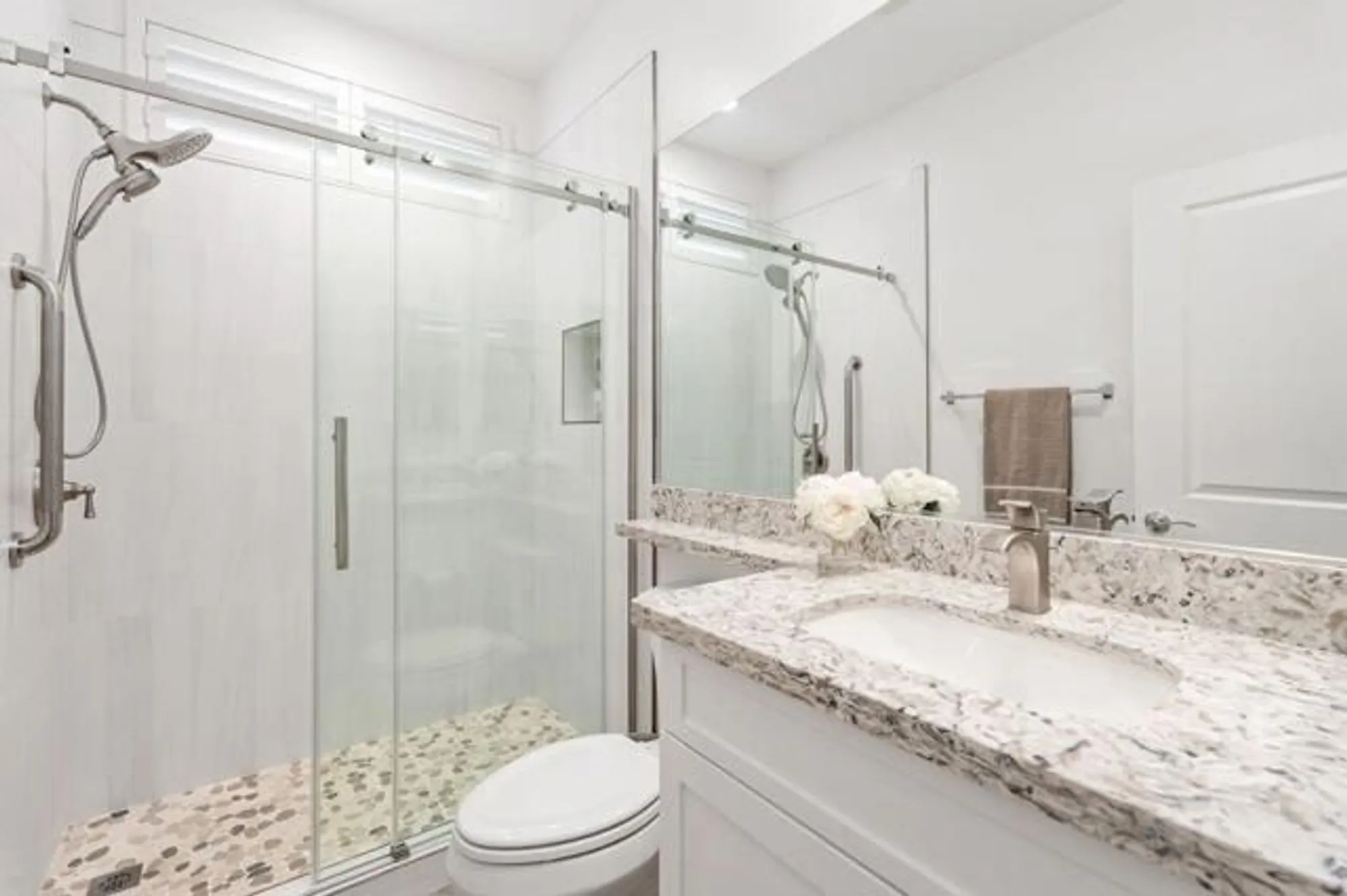 Property Slideshow image 21 of 33 | 82660 e mccarroll dr, Indio, CA, 92201