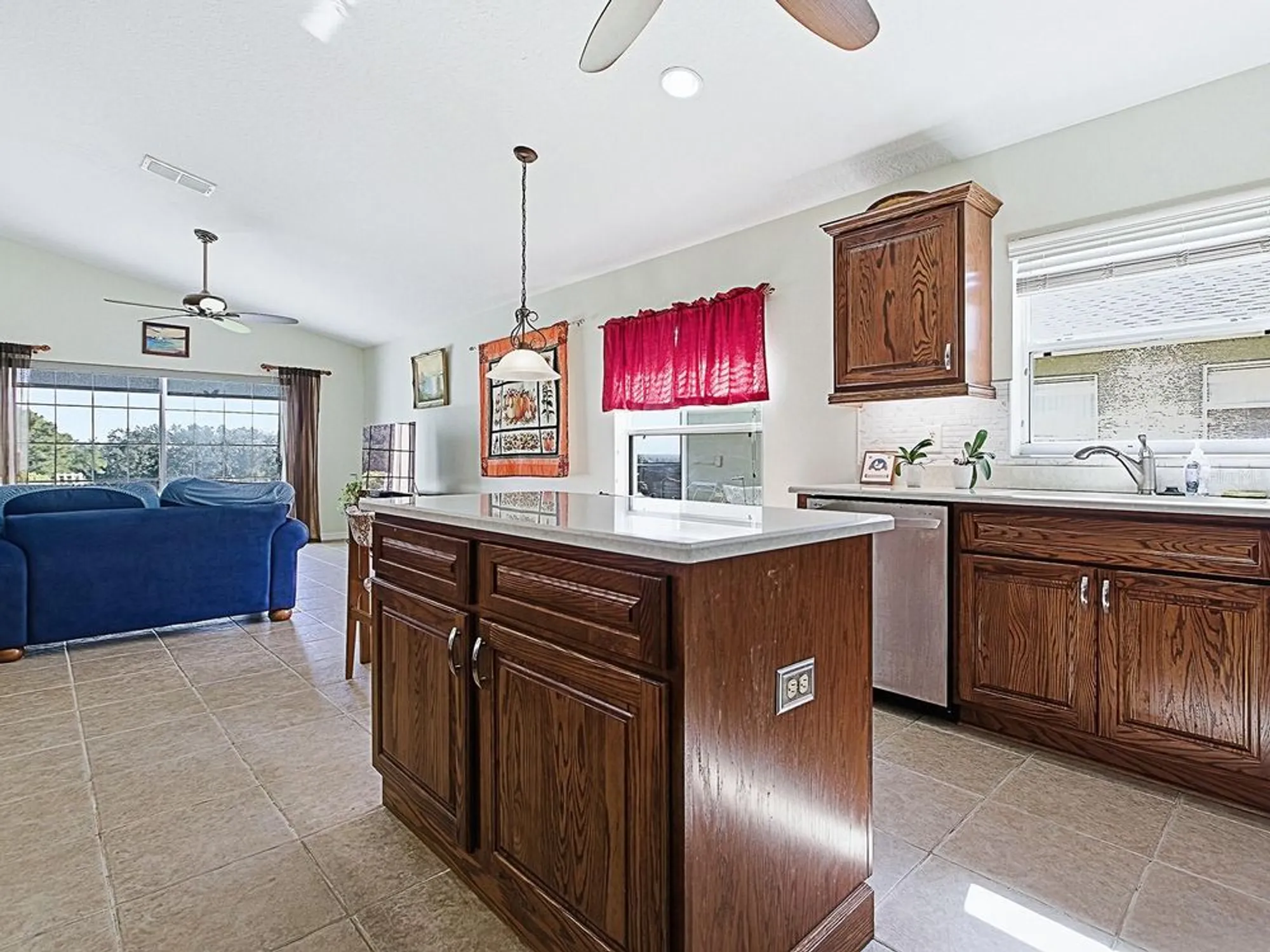 Property Slideshow image 21 of 73 | 4849 sable ridge ct, Leesburg, FL, 34748